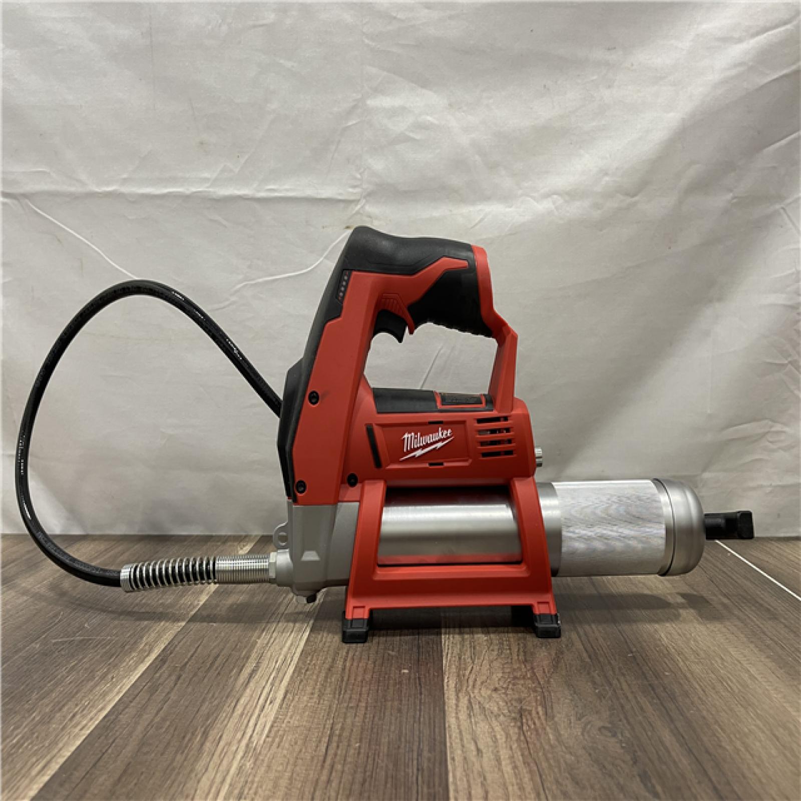 AS-IS Milwaukee M18 18V Lithium-Ion Cordless Grease Gun 2-Speed (Tool-Only)