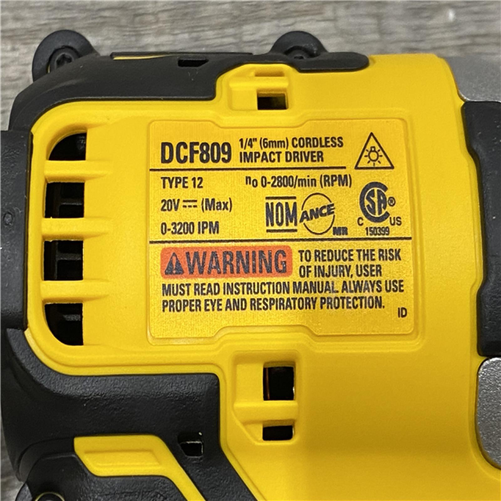 AS-IS DEWALT ATOMIC 20-Volt MAX Lithium-Ion Cordless Combo Kit