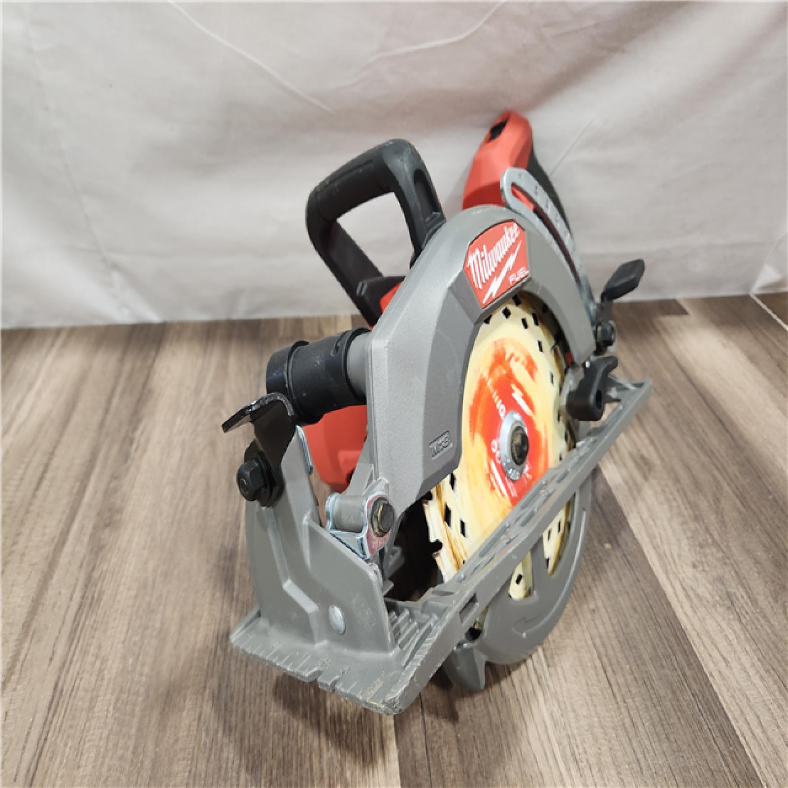 AS-IS- MILWAUKEE 7-1/4 REAR HANDLE CIRCULAR SAW (TOOL ONLY)