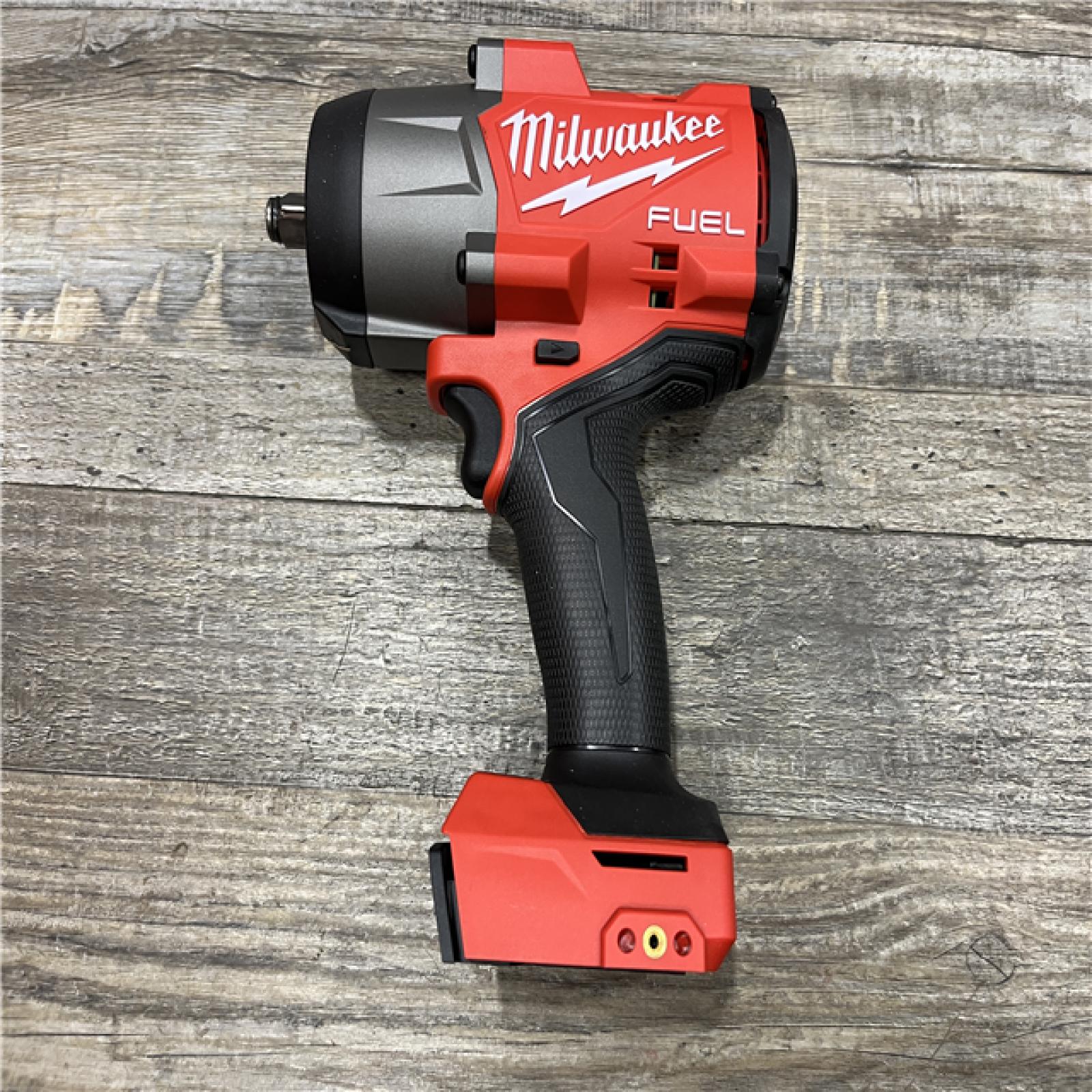 AS-IS Milwaukee FUEL 18V Lithium-Ion Brushless Cordless 1/2 in. Impact Wrench w/Friction Ring Kit