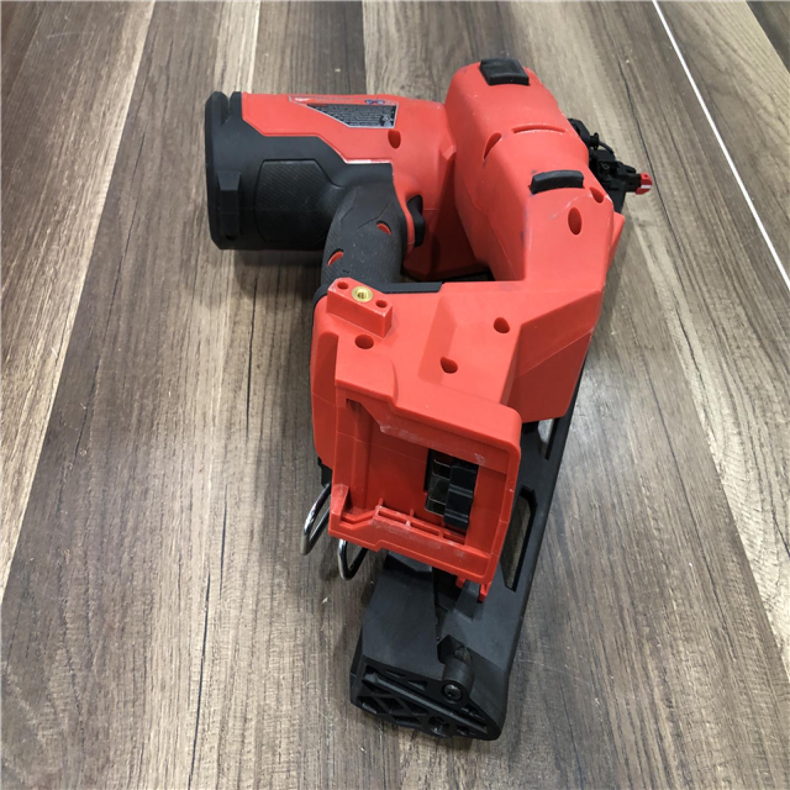 AS-IS Milwaukee FUEL 18-Volt Lithium-Ion Brushless Cordless Gen II 15-Gauge Angled Finish Nailer (Tool-Only)