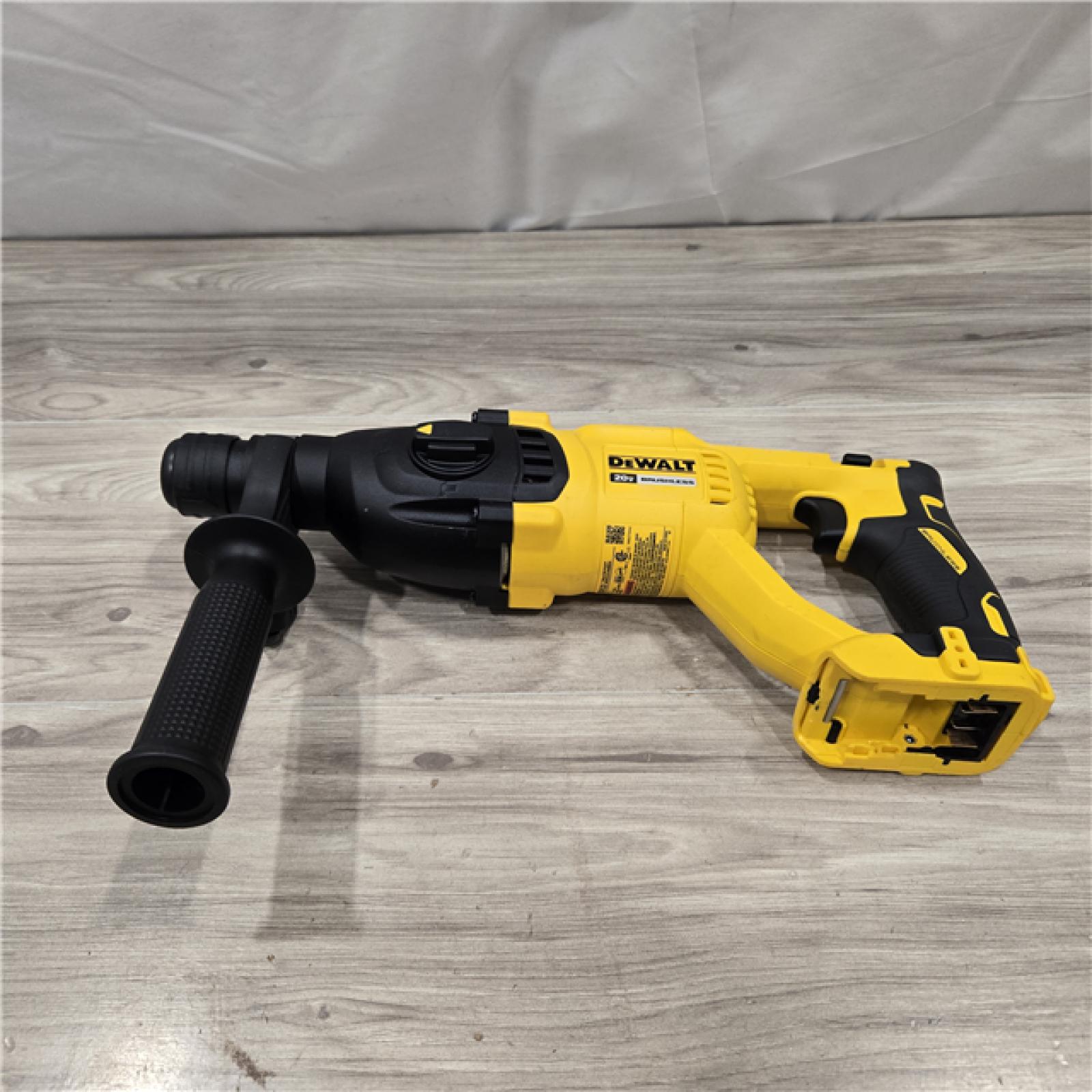 AS-IS DeWalt 20v MAX Cordless Rotary Hammer Drill (Tool-Only) DCH133