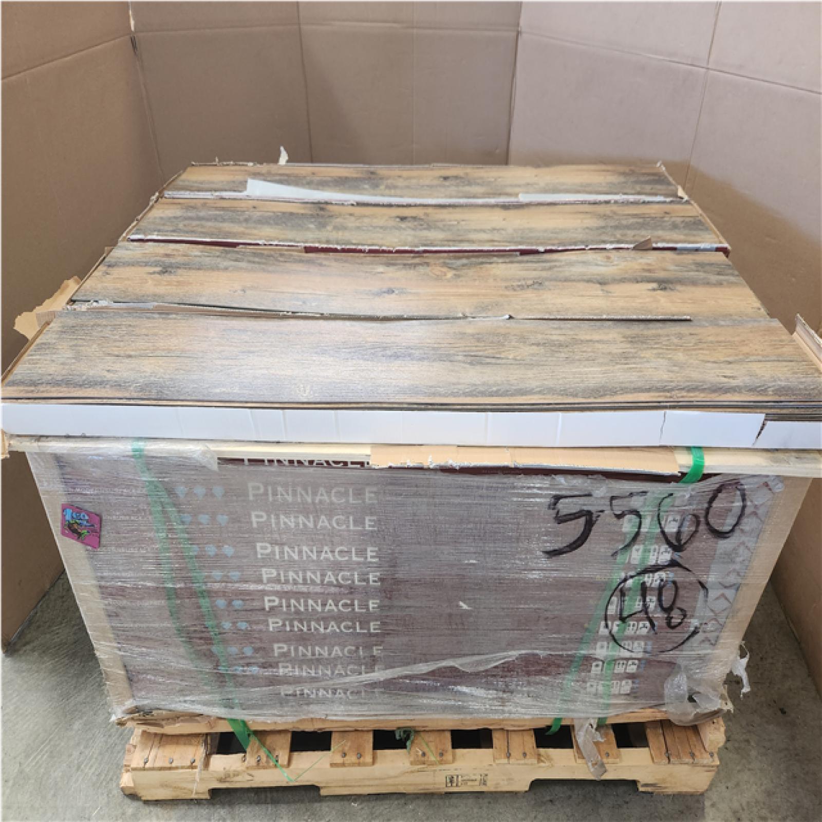 Phoenix NEW Big D Floor Covering Pinnacle Barnwood Vinyl Flooring Pallet of 48