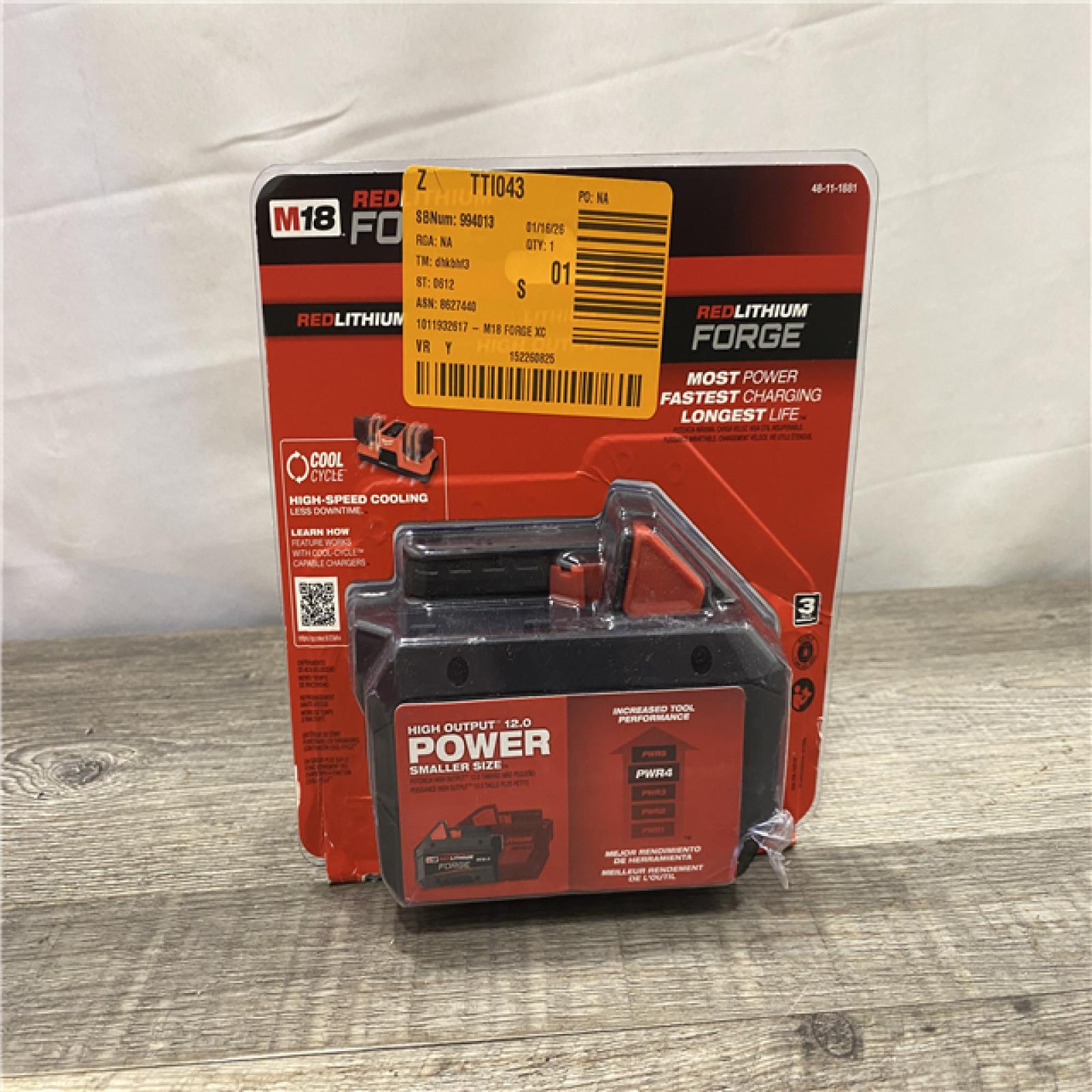 NEW - Milwaukee 18V Lithium-Ion REDLITHIUM FORGE XC 8.0 Ah Battery Pack