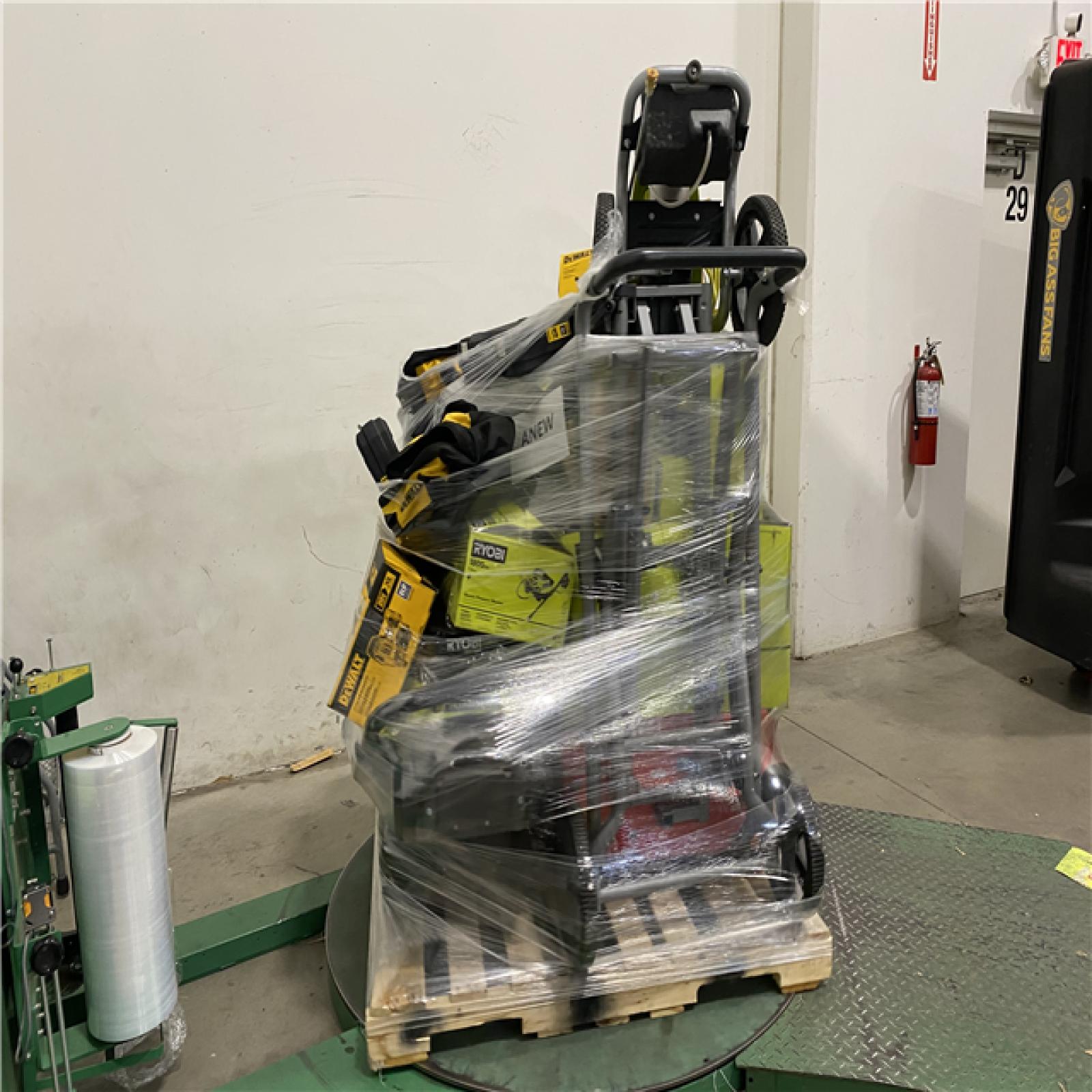 Dallas Location - As-Is Tool Pallet