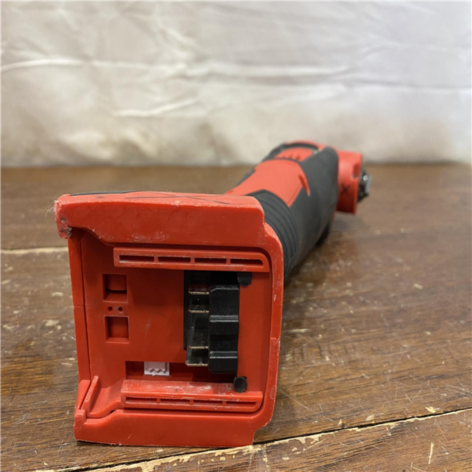 AS-IS Milwaukee 2626-20 M18 Lithium-Ion Cordless Multi-Tool (Tool Only)