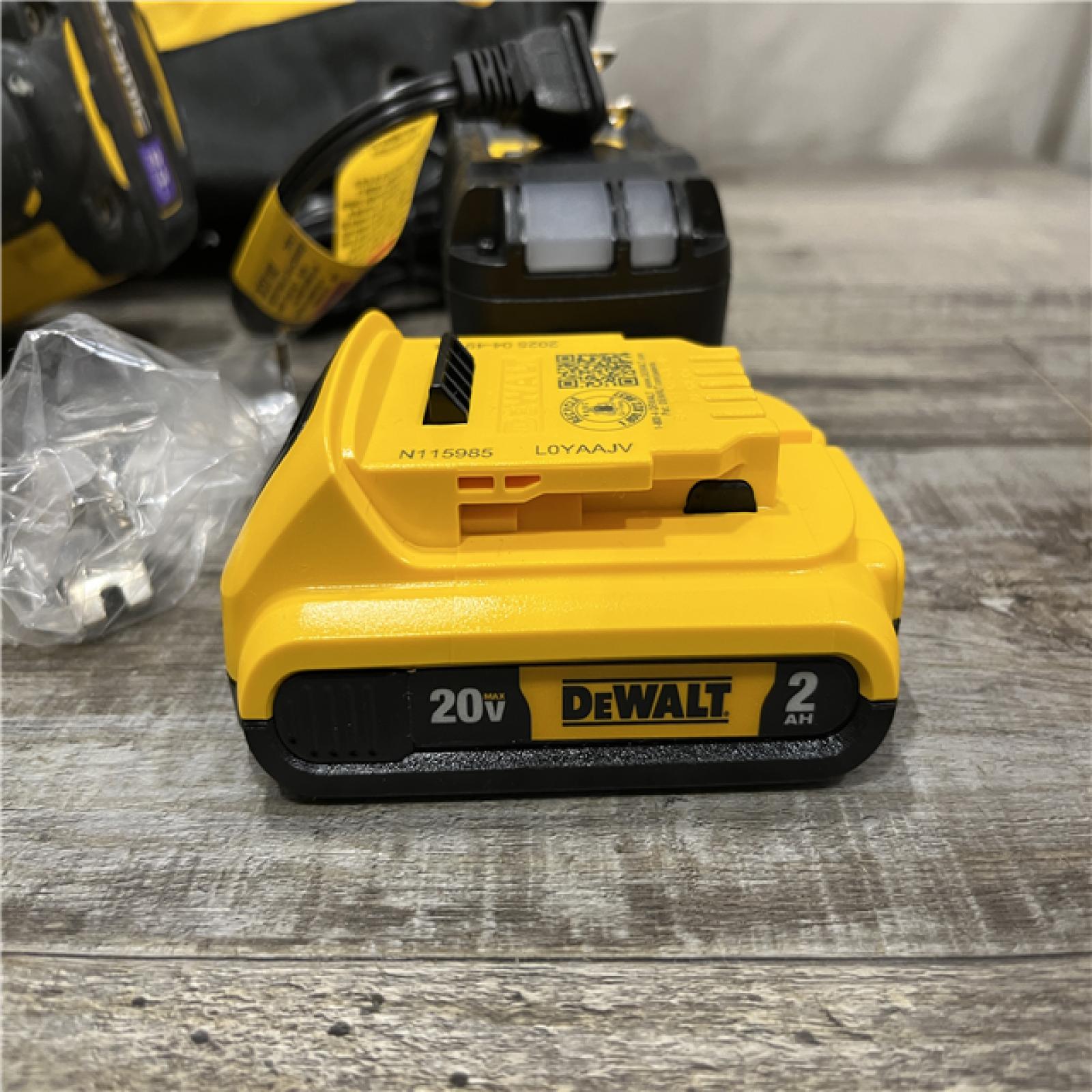 AS-IS DEWALT ATOMIC 20V MAX Lithium Ion Cordless 23 Gauge Pin Nailer Kit