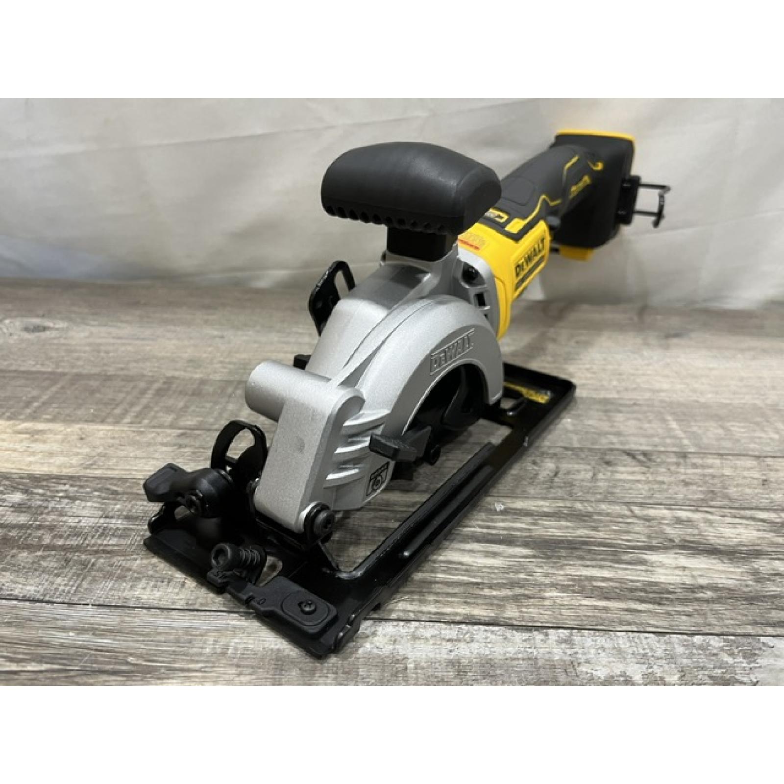 AS-IS DEWALT ATOMIC 20V MAX Cordless Brushless 4-1/2 in. Circular Saw (Tool Only)