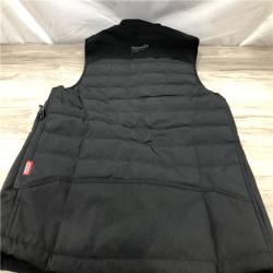 AS-IS Milwaukee Black Small Heated Axis Vest Kit