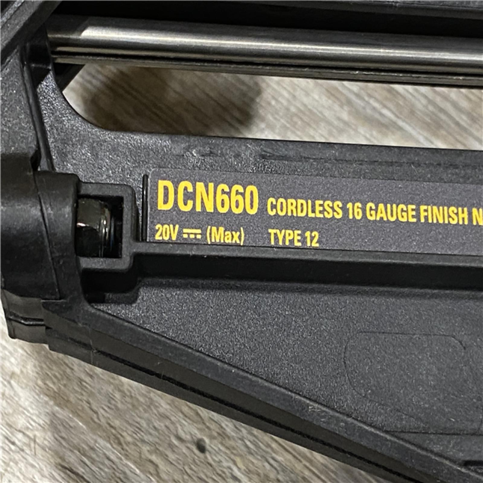 AS-IS DEWALT 20V MAX XR 16-Gauge Electric Cordless Angled Finishing Nailer Kit