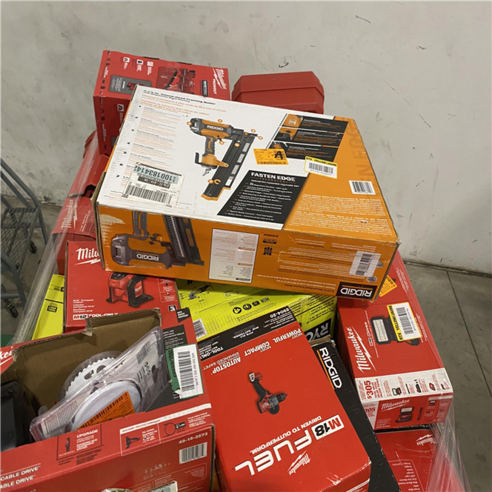 Dallas Location - As-Is Tool Pallet