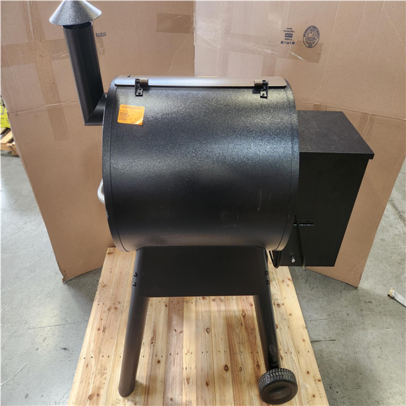 Phoenix Traeger Pro 22 BBQ Wood Pellet Grill and Smoker in Bronze