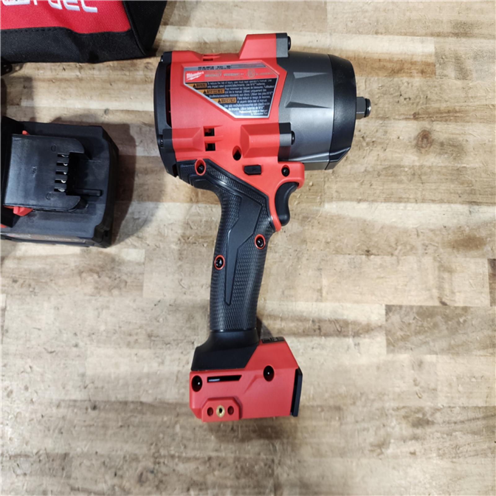 HOUSTON LOCATION - AS - IS Milwaukee FUEL 18V Lithium-Ion Brushless Cordless 1/2 in. Impact Wrench w/Friction Ring Kit