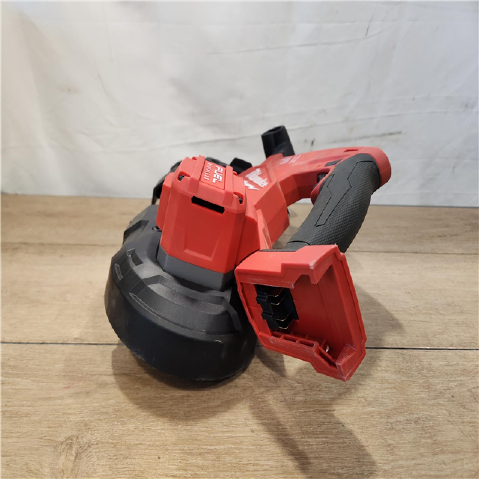 AS-IS- Milwaukee FUEL 18V Lithium-Ion Brushless Cordless Compact Bandsaw (Tool-Only)