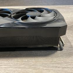 AS-IS PNY - NVIDIA GeForce RTX 5080 Overclocked 16GB GDDR7 PCI Express 5.0 Graphics Card with Triple Fan - B