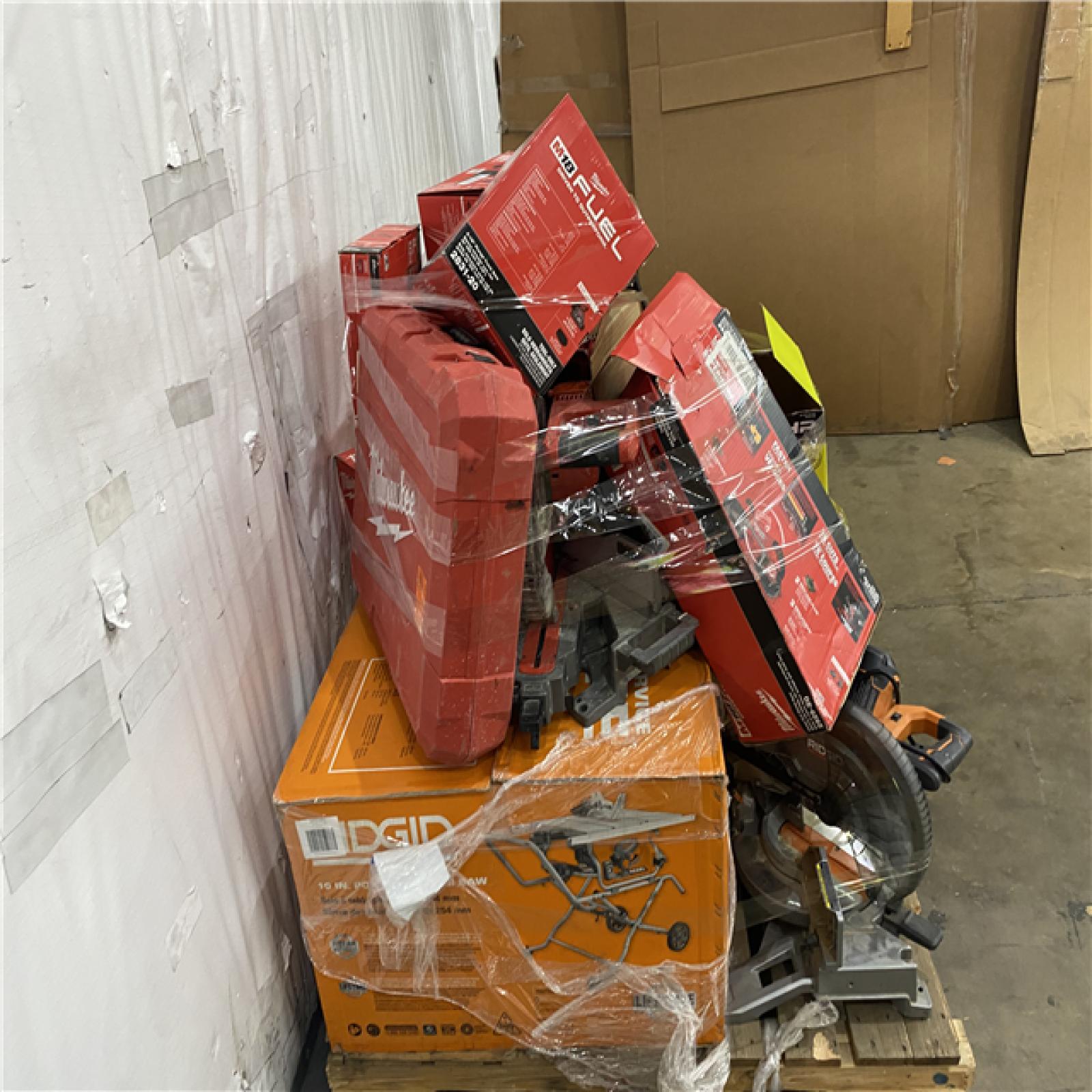 Houston Location AS IS - Tool Pallet