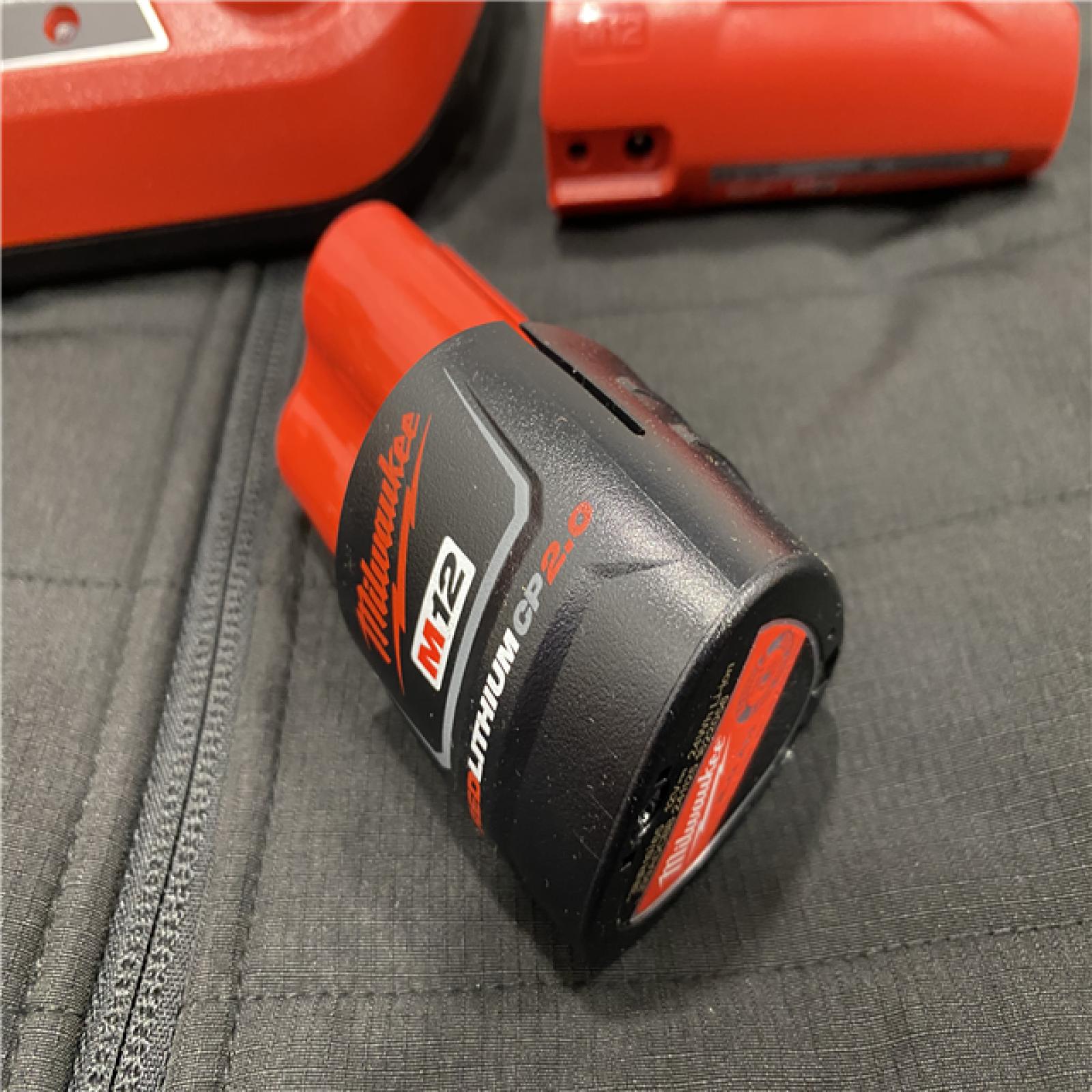 AS-IS Milwaukee Men's Medium 12V Lithium-Ion Cordless AXIS Black Heated Vest Kit