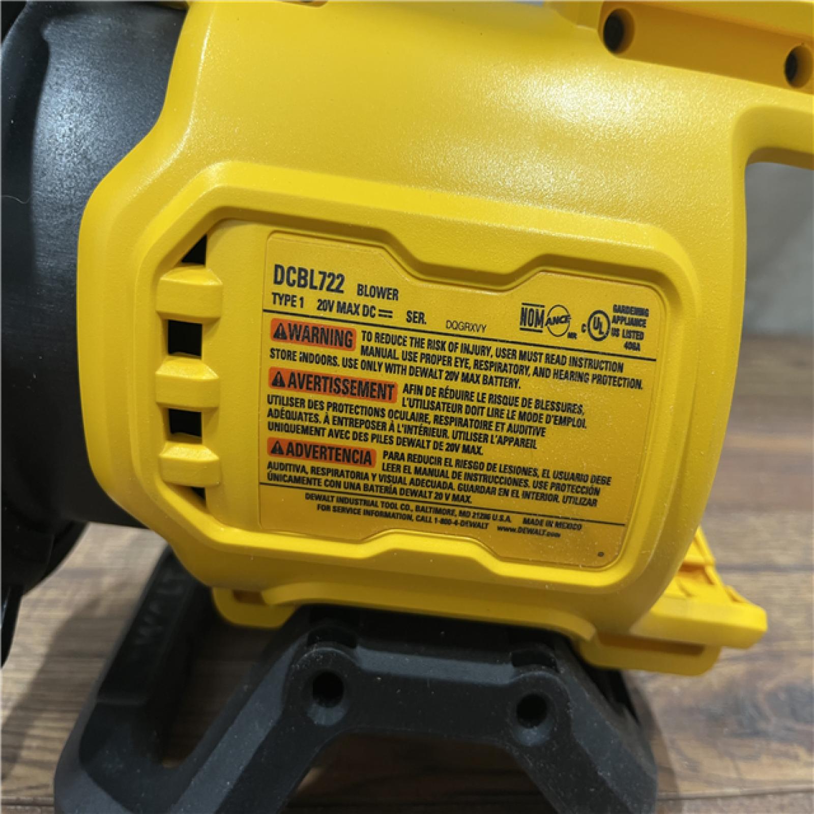 AS-IS DEWALT 20V MAX* XR Brushless Cordless Handheld Blower Kit