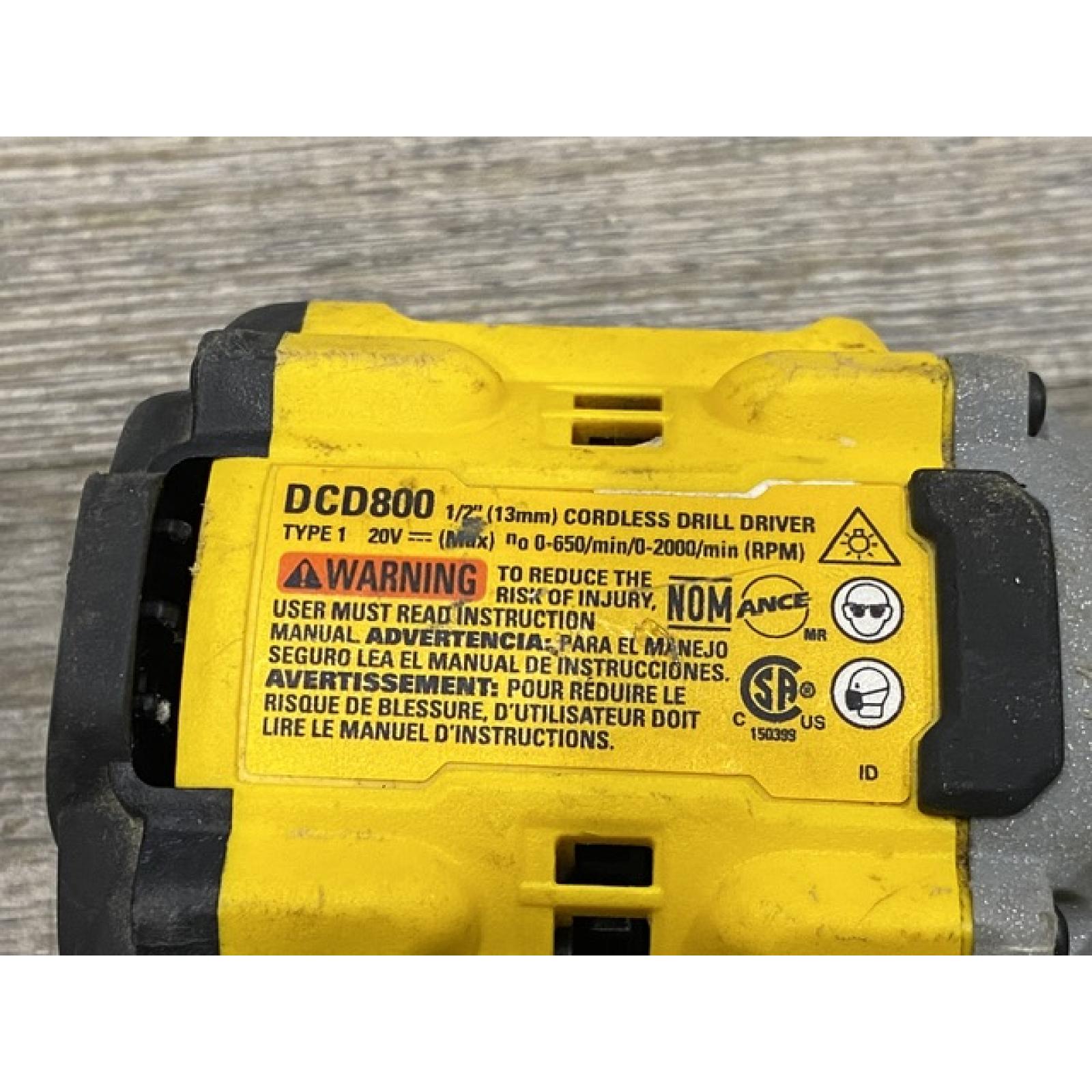 AS-IS DEWALT 20V MAX XR Brushless Cordless 1/2 Drill/Driver Kit