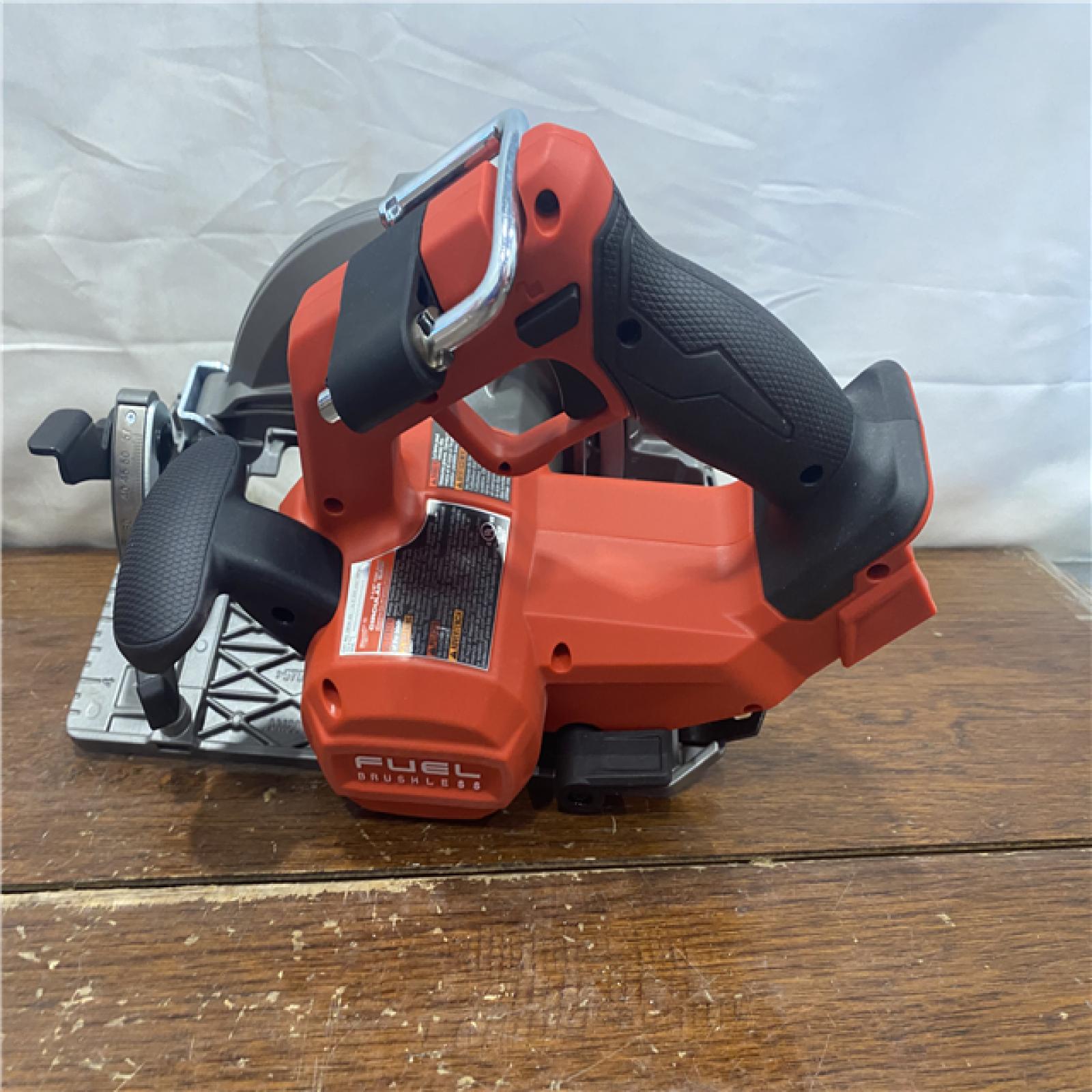 AS-IS Milwaukee Tools M18 FUEL 7-1/4 Circular Saw (Tool Only) 2834-20