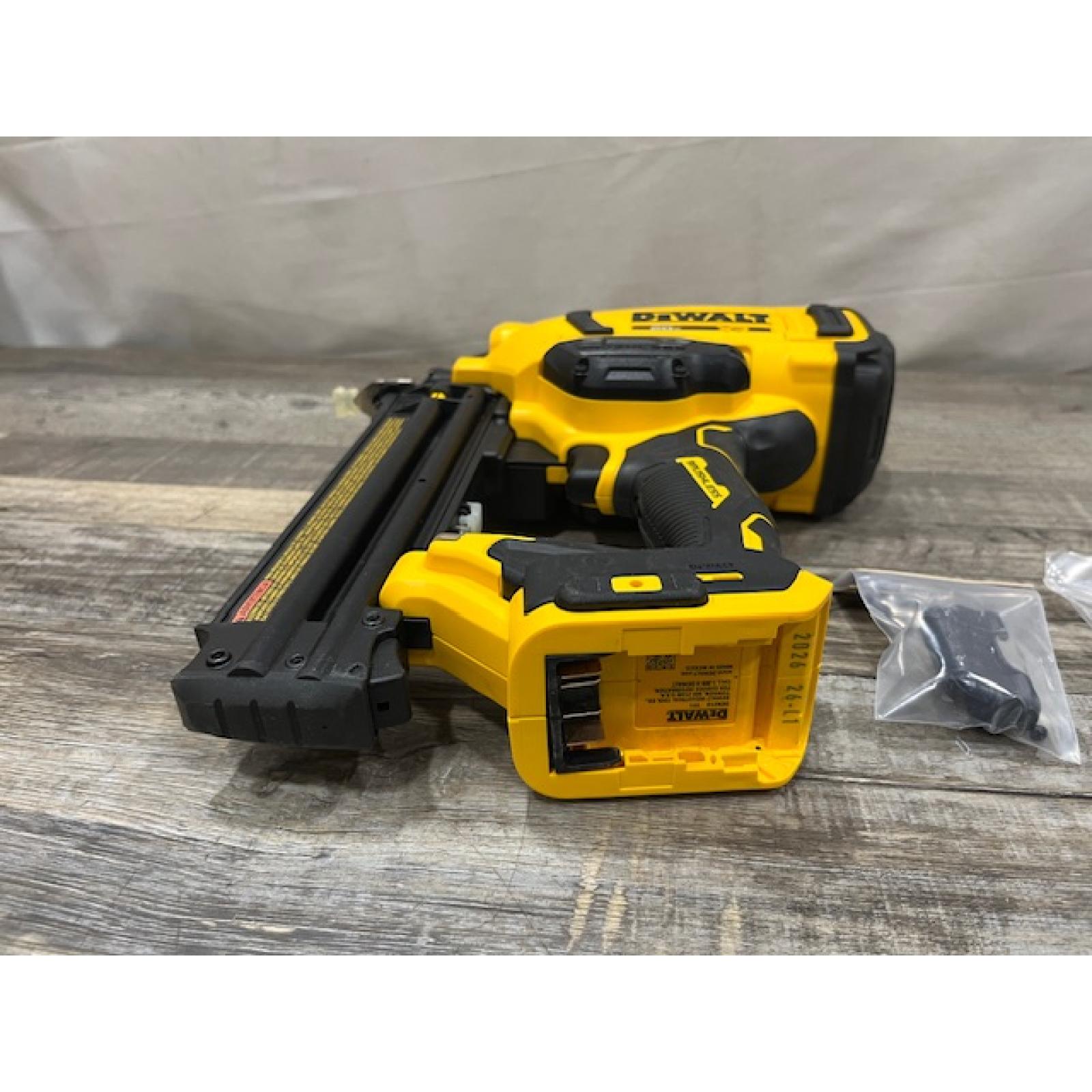 AS-IS DEWALT 20V MAX XR 18 Gauge Cordless Brad Nailer (Tool Only)