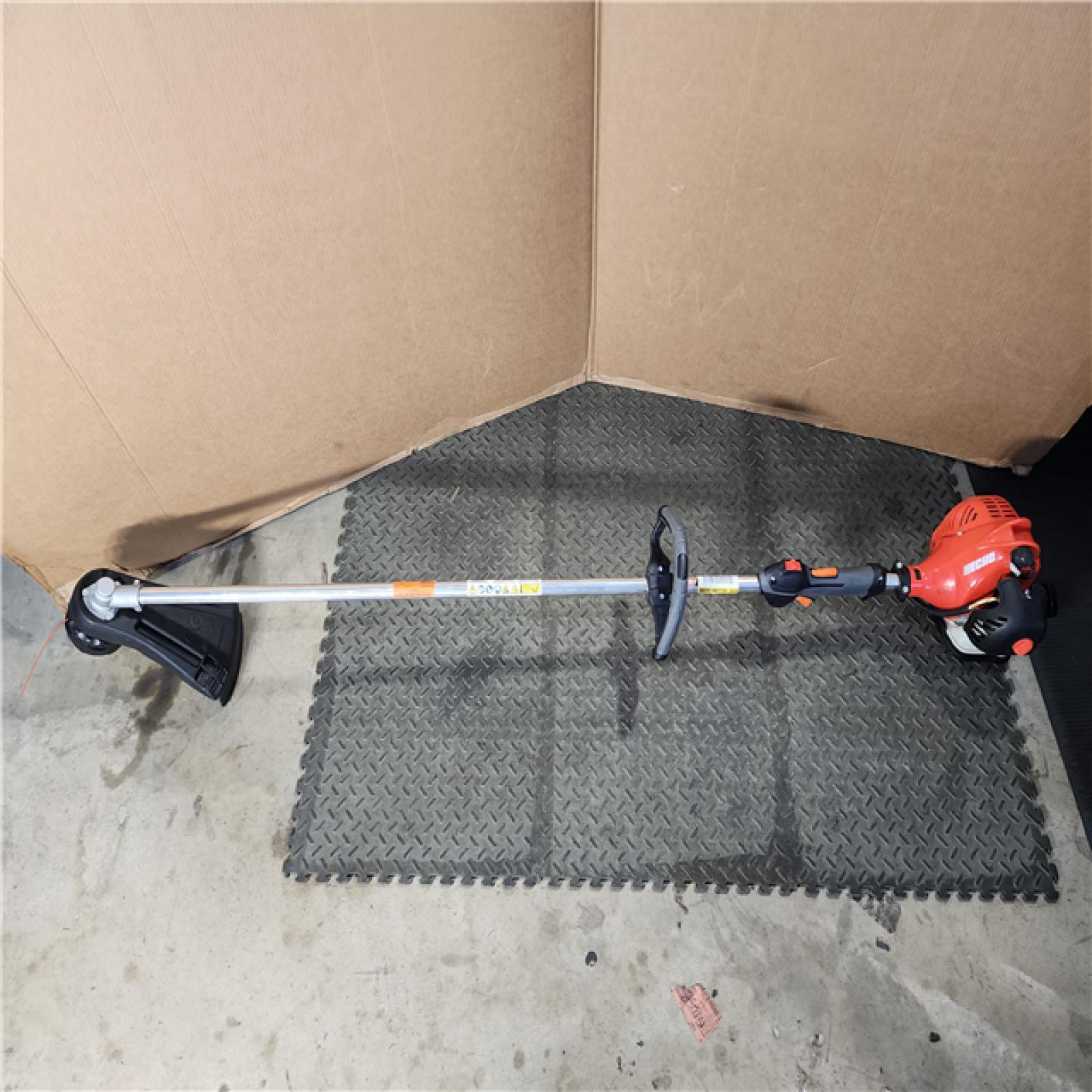 HOUSTON LOCATION - AS-IS Echo SRM-225 21.2cc 2 Stroke Fuel Efficient Durable Gas Straight Shaft Trimmer