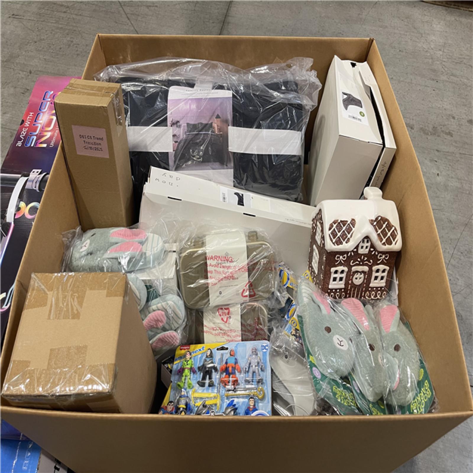 DALLAS LOCATION- NEW!- BULLSEYE MIXED PALLET