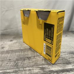 NEW - DEWALT 20V MAX Charger and USBC Adaptor Kit