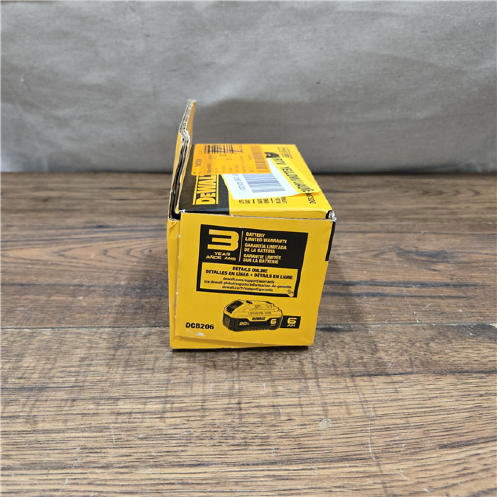 NEW! DeWalt 20V MAX DCB206 6 Ah Lithium-Ion Battery Pack 1 Pc