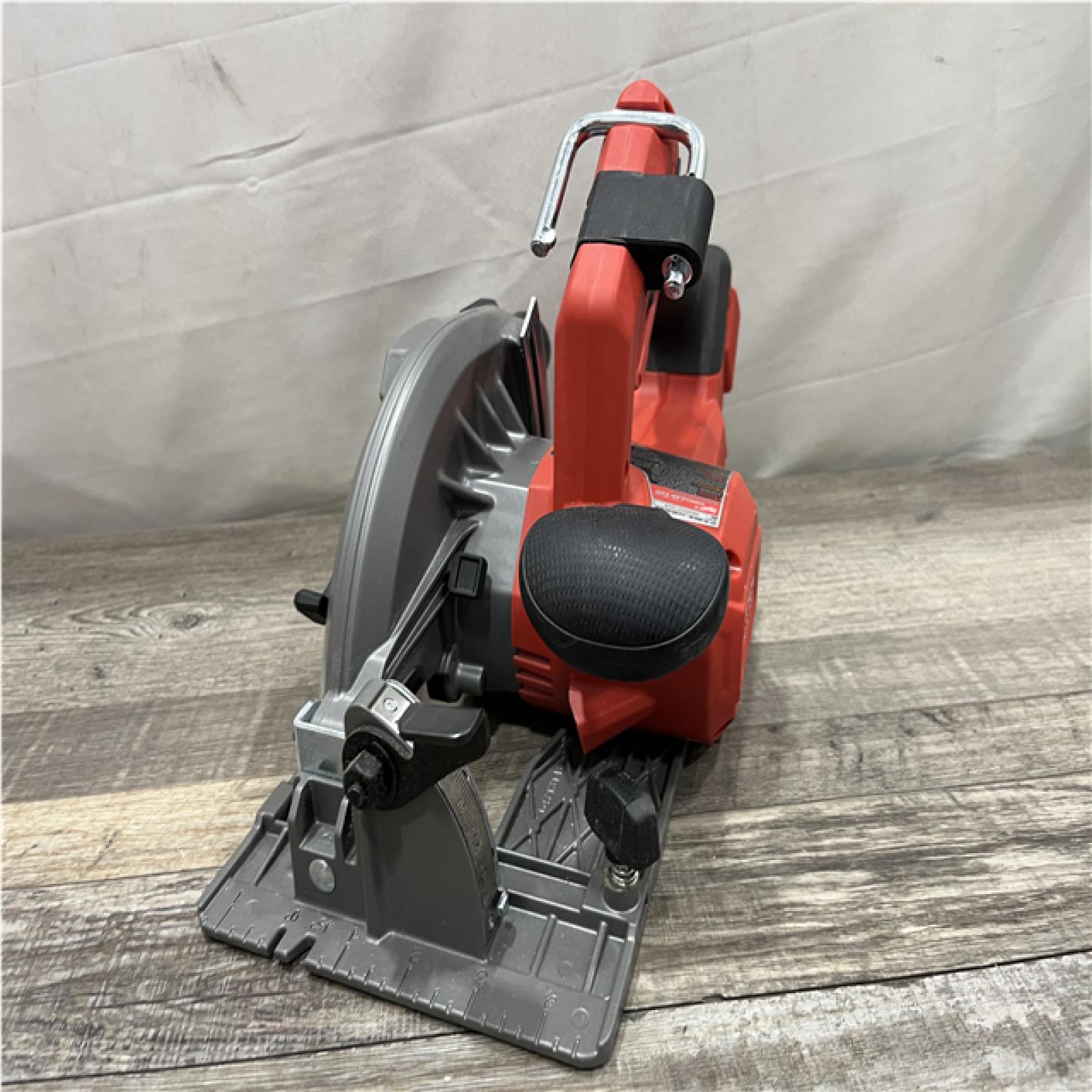 AS-IS Milwaukee FUEL 18V Lithium-Ion Brushless Cordless 7-1/4 in. Circular Saw (Tool-Only)