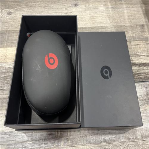 AS-IS Beats Studio3 Wireless Bluetooth Headphones - White