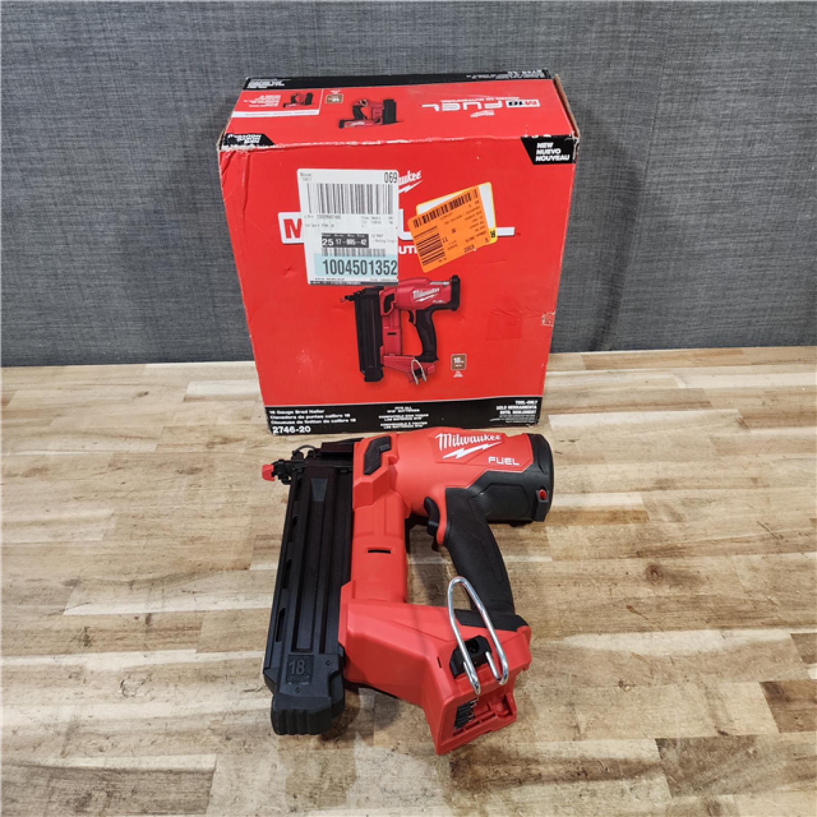 HOUSTON LOCATION - AS-IS Milwaukee FUEL 18-Volt Lithium-Ion Brushless Cordless Gen II 18-Gauge Brad Nailer (Tool-Only)