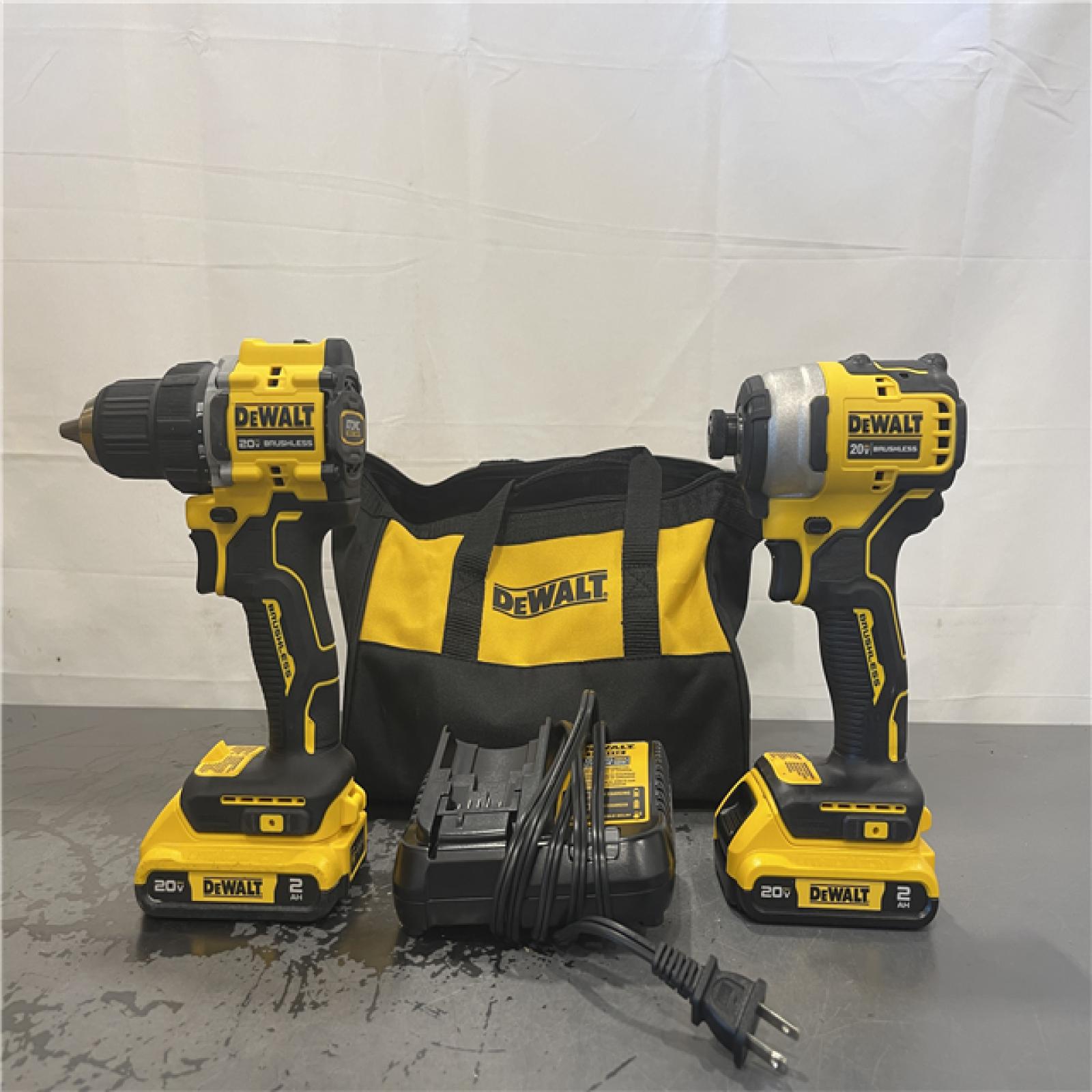 AS-IS- DEWALT ATOMIC 20-Volt MAX Lithium-Ion Cordless Combo Kit