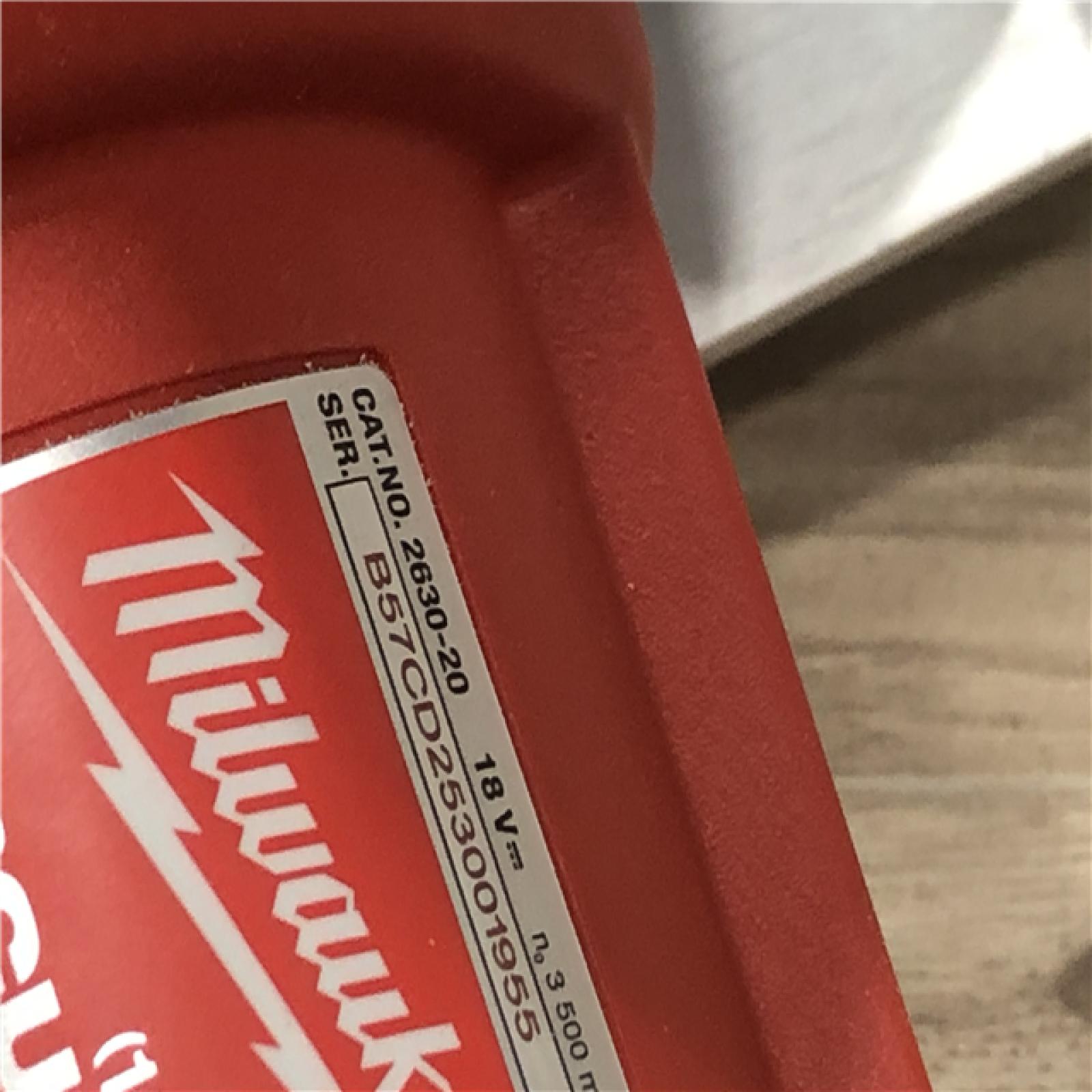 AS-IS Milwaukee M18 18-Volt Lithium-Ion 6-1/2 in. Cordless Circular Saw Kit