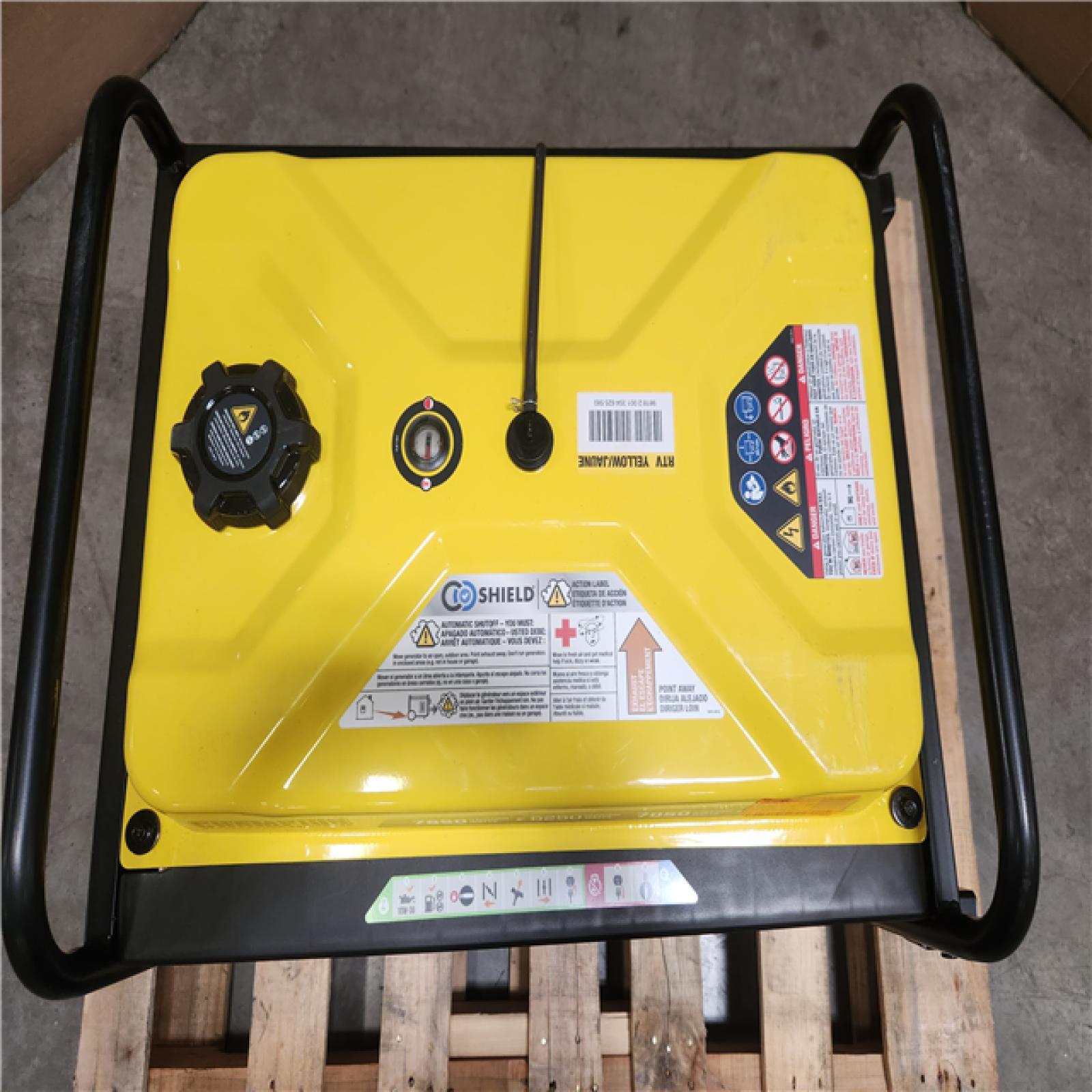 Phoenix LIKE NEW Champion Power Equipment 7850/6250-Watt Recoil Start Dual Fuel Portable Generator w/ Free 3-Year Warranty for Home Backup and Storm Prep
