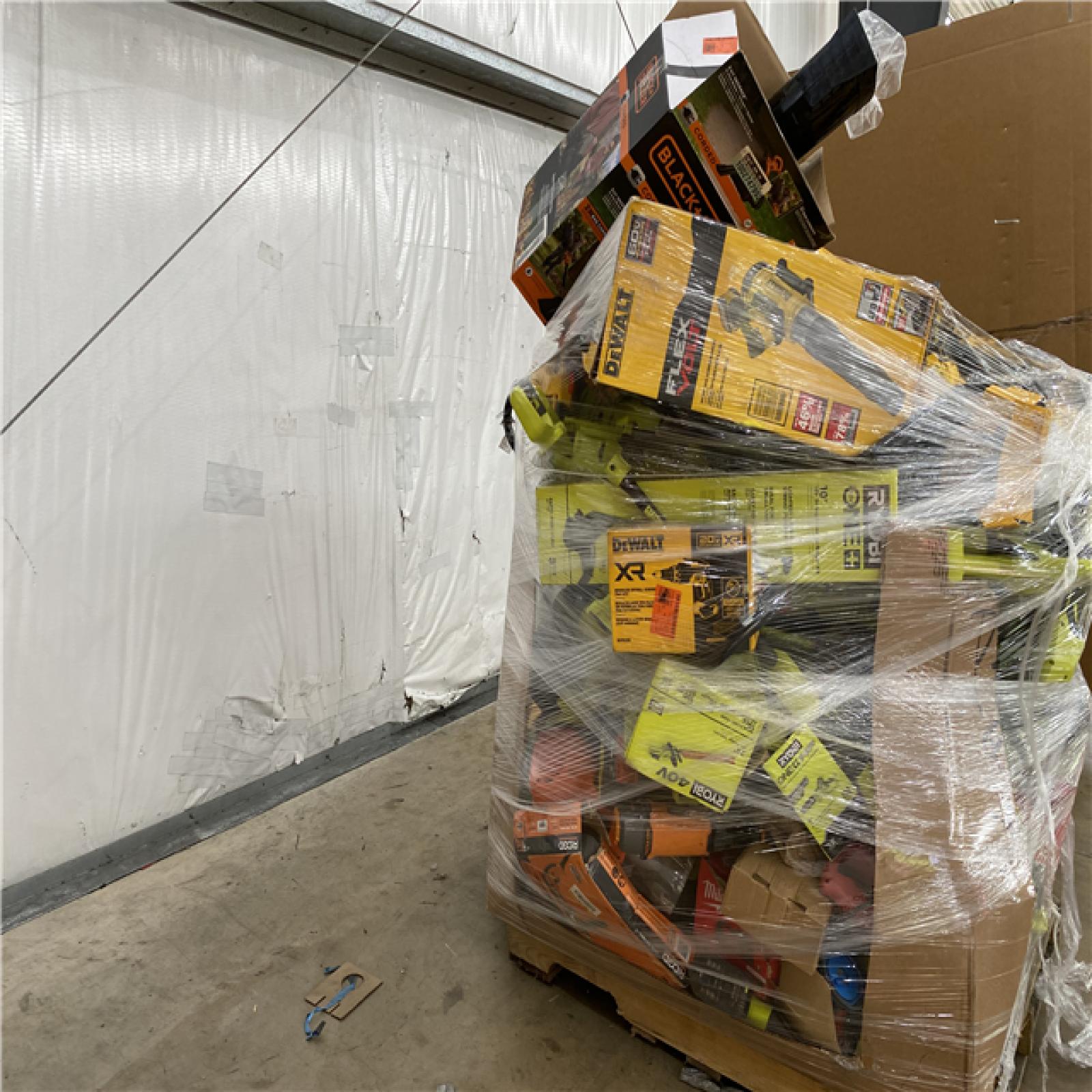 Houston Location AS IS - Tool Pallet