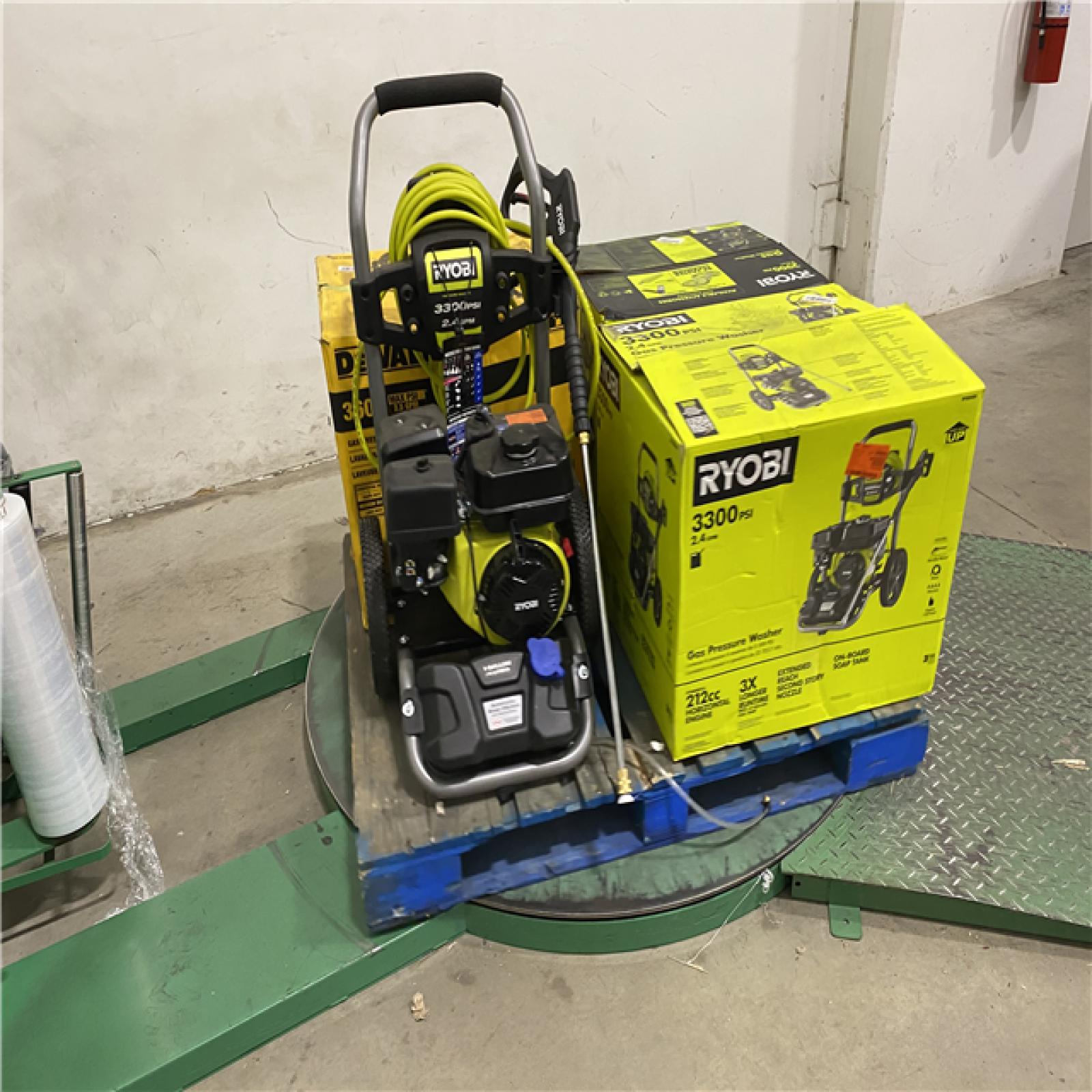 Dallas Location - As-Is GAS PRESSURE WASHER (Lot Of 4)
