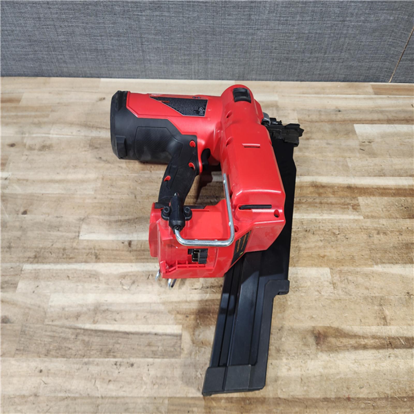 HOUSTON LOCATION - AS - IS Milwaukee FUEL 3-1/2 in. 18-Volt 21-Degree Lithium-Ion Brushless Cordless Framing Nailer (Tool-Only)