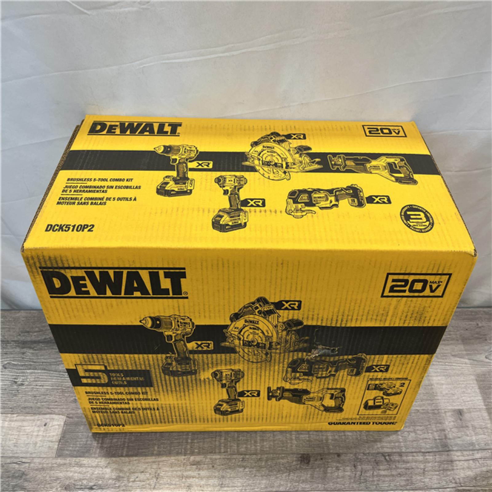 NEW - DEWALT 20V Lithium-Ion Cordless 5-Tool Combo Kit