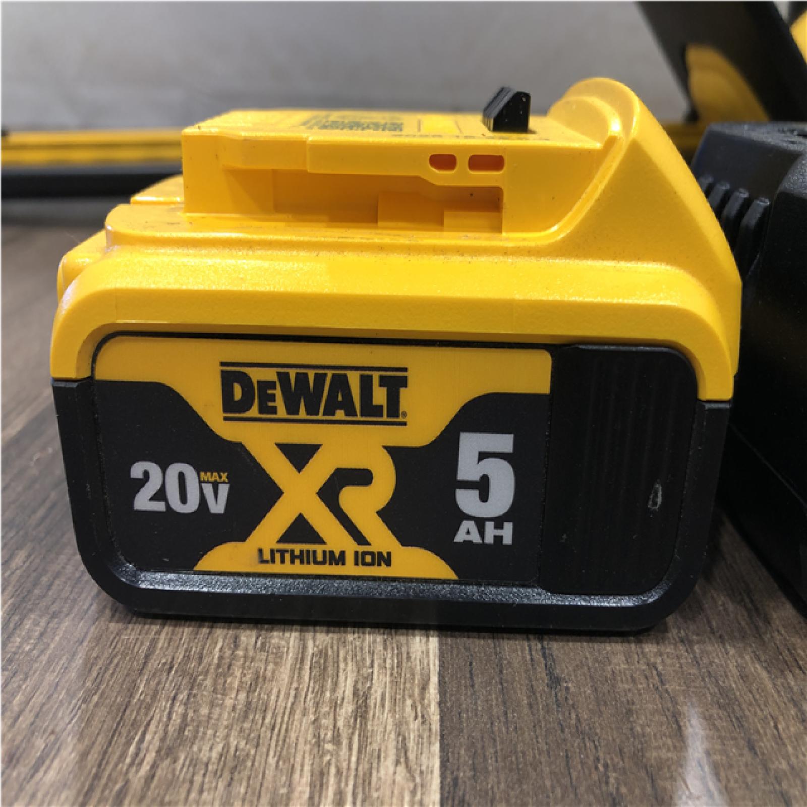 AS-IS DeWalt DCHT821P1 22 in. 20 V Battery Hedge Trimmer Kit (Battery & Charger)