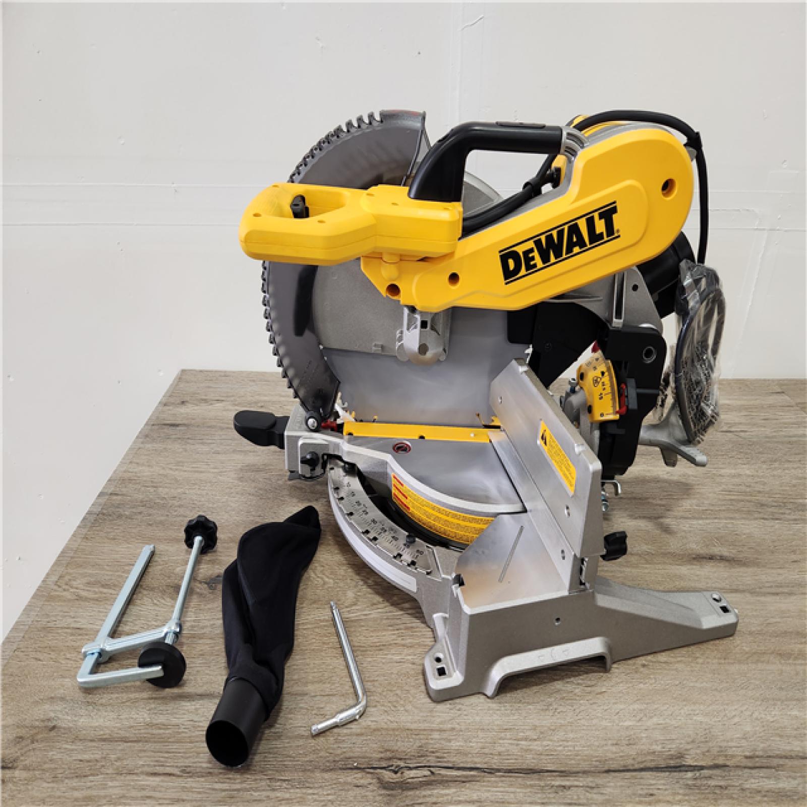 Phoenix Location Appears NEW DEWALT 15 Amp Corded 12 in. Compound Double Bevel Miter Saw DWS716