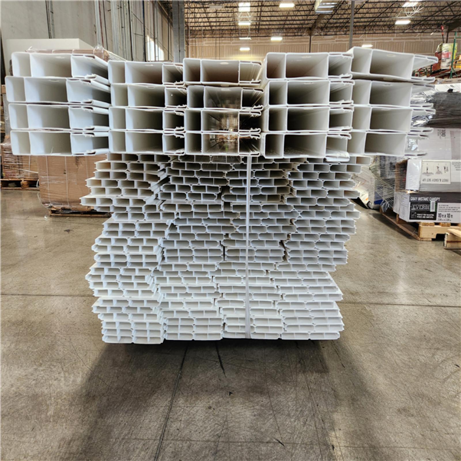Phoenix Location AS-IS Veranda Linden 6 ft. H x 8 ft. W White Privacy Vinyl Fence Panel (Unassembled) Pallet