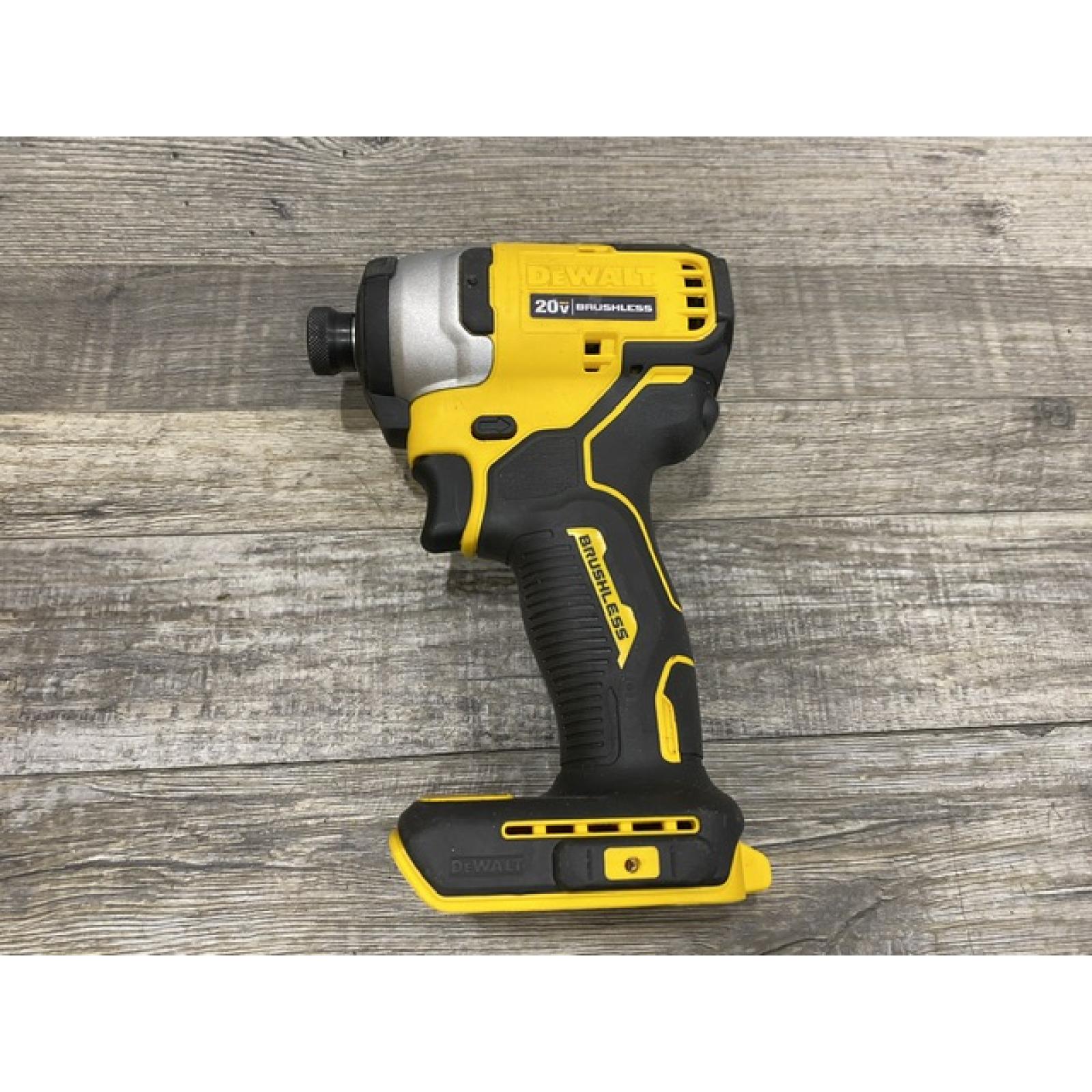 AS-IS DEWALT Atomic 20V Max Lithium-Ion Brushless Cordless Compact 1/4 in. Impact Driver Kit
