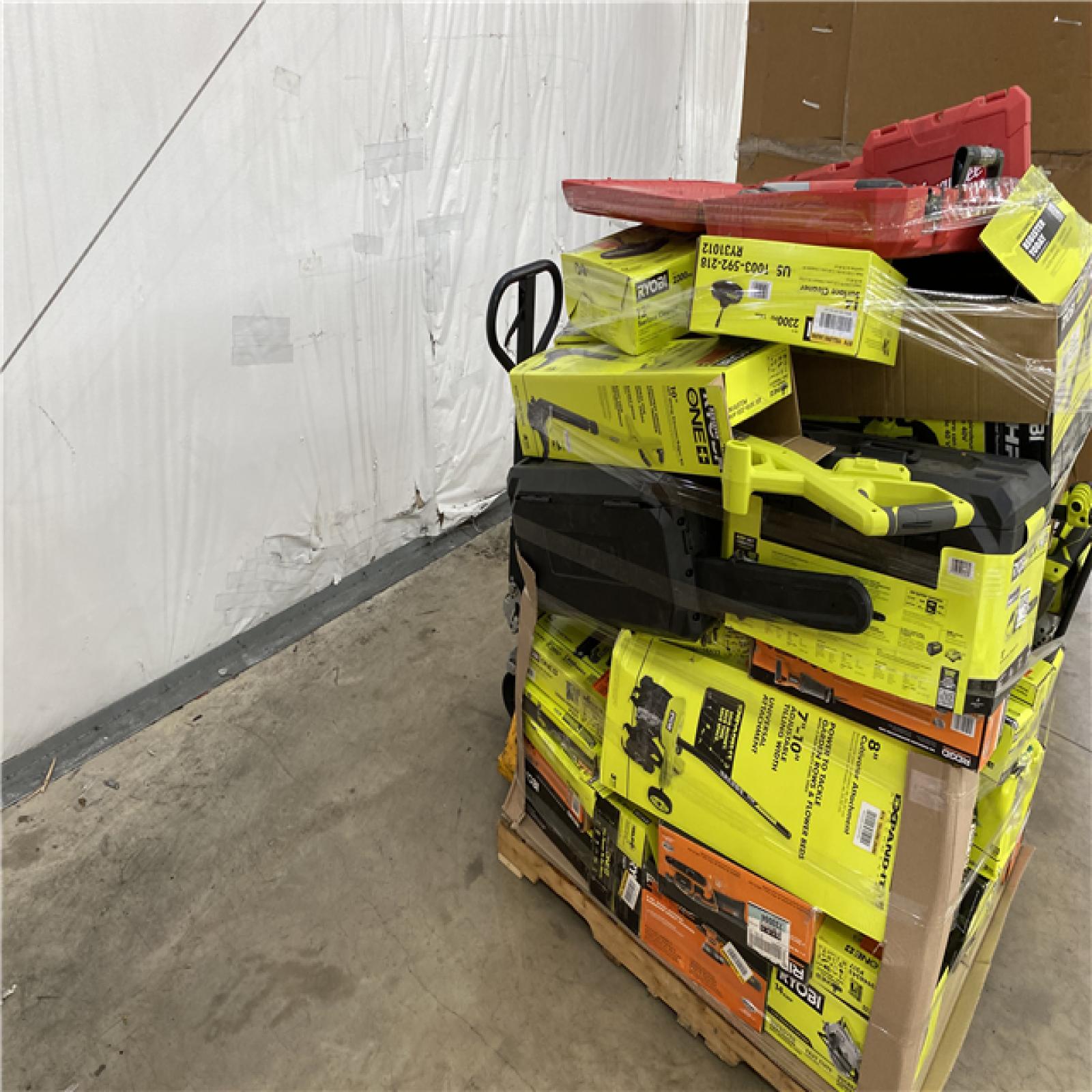 Houston Location AS IS - Tool Pallet