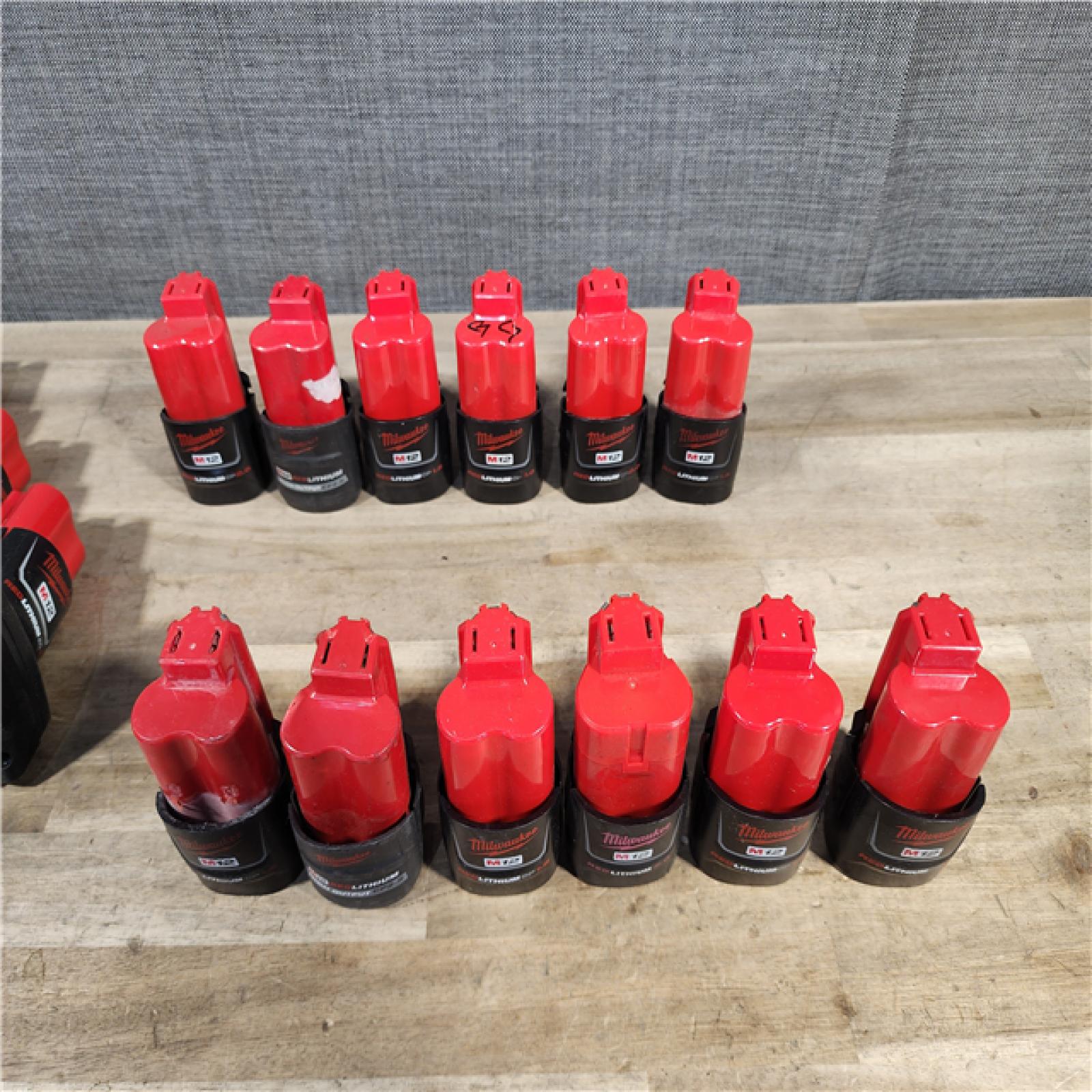 HOUSTON LOCATION - AS-IS MILWAUKEE BATTERY PACK QTY - 20