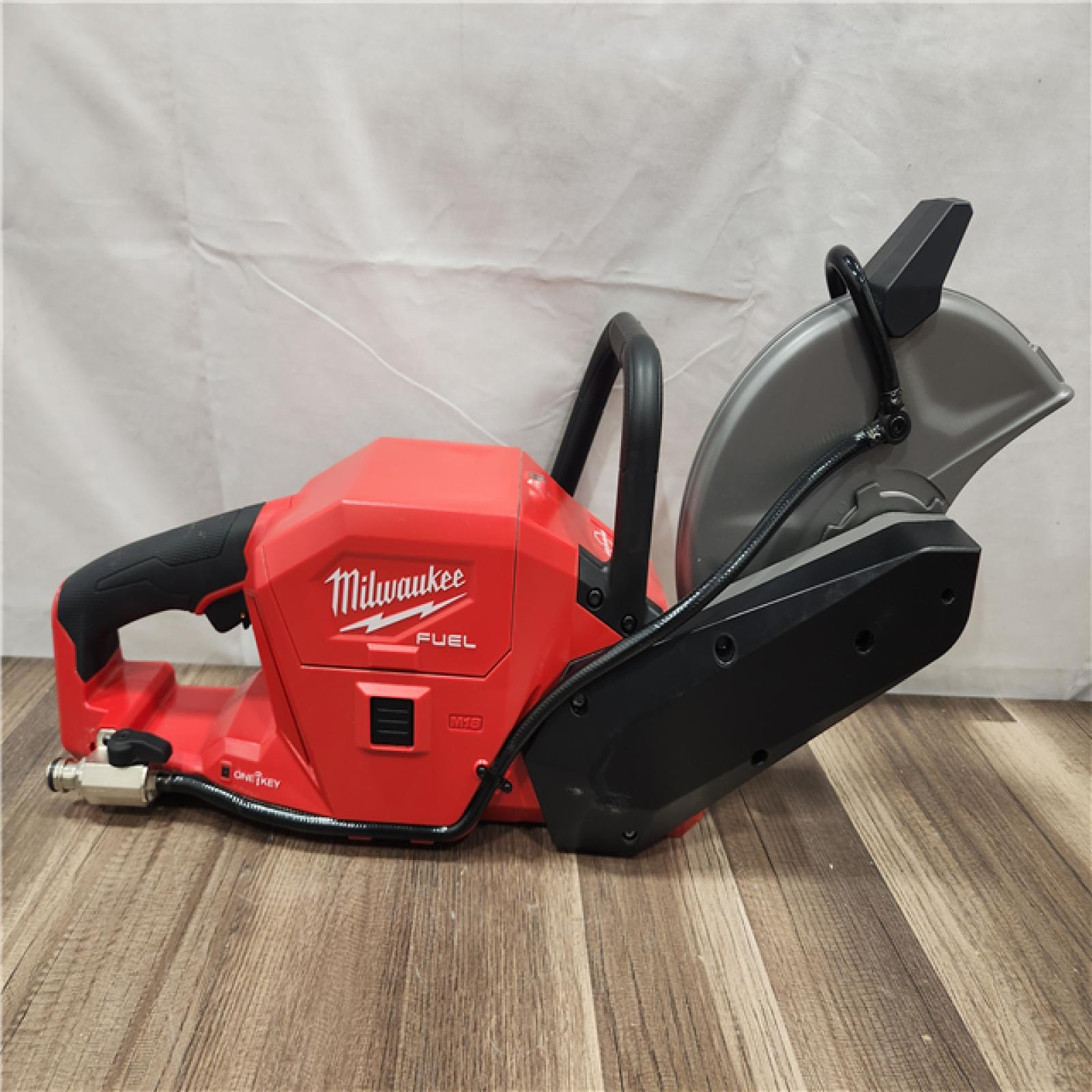 AS-IS- Milwaukee M18 FUEL Lithium-Ion 9 in. Cut-Off Saw W/ ONE-KEY (Tool Only)