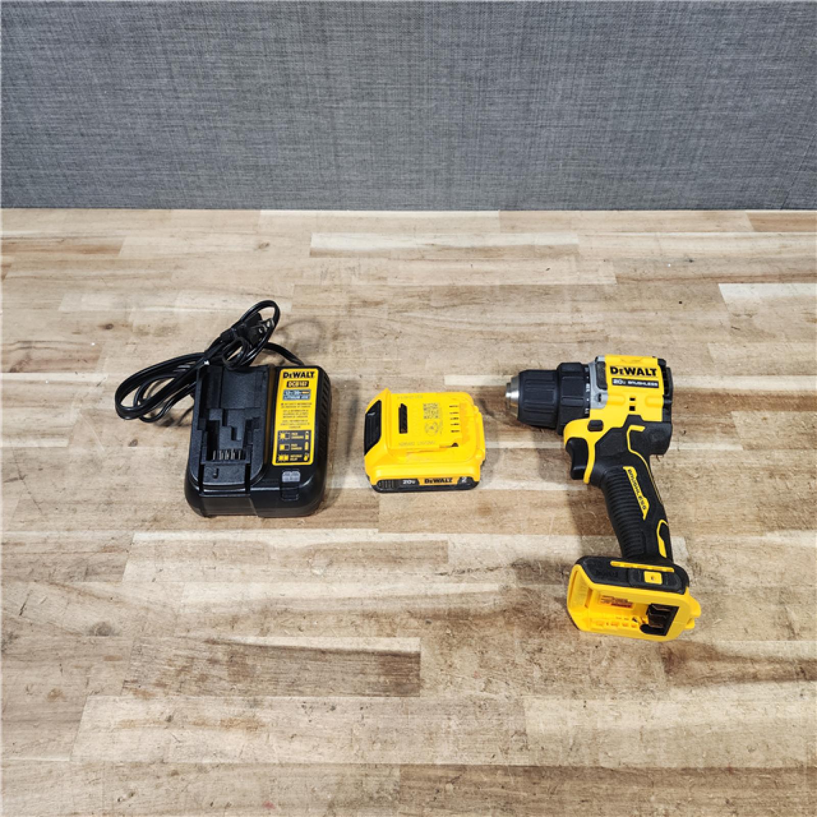 HOUSTON LOCATION - AS - IS DEWALT Atomic 20V Lithium-Ion Cordless Compact 1/2 in. Drill/Driver Kit
