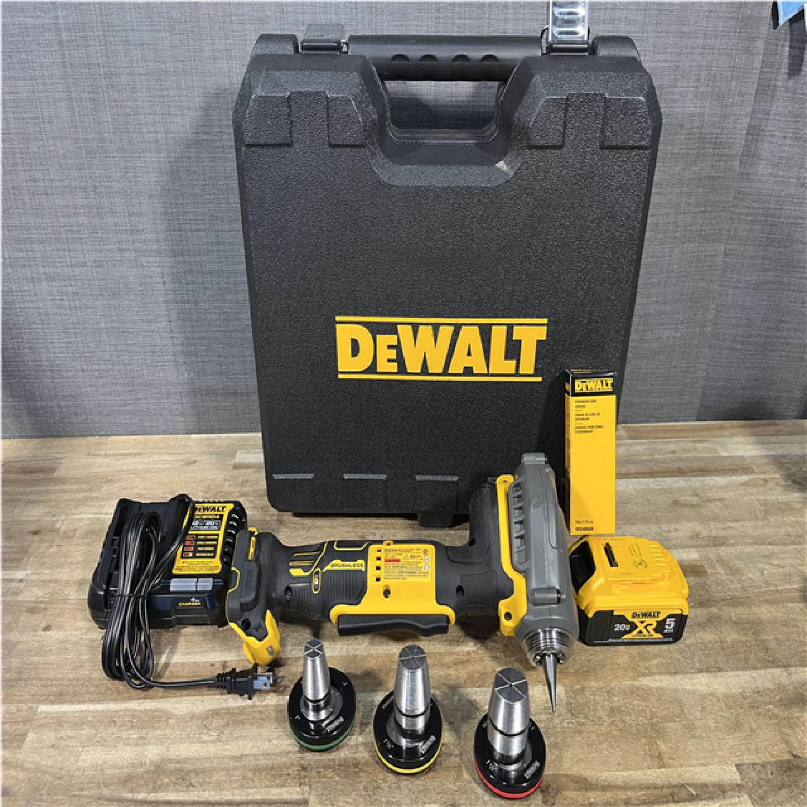 Houston Location AS-IS DEWALT 20-Volt MAX XR 1-1/2 in. PEX Expander Kit