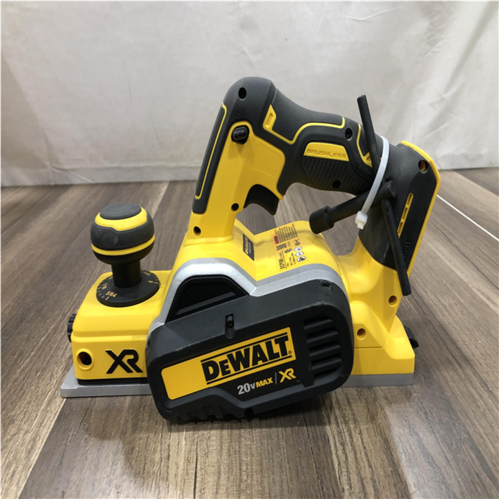 AS-IS DEWALT 20V MAX XR Cordless Brushless 3-1/4 in. Planer (Tool Only)
