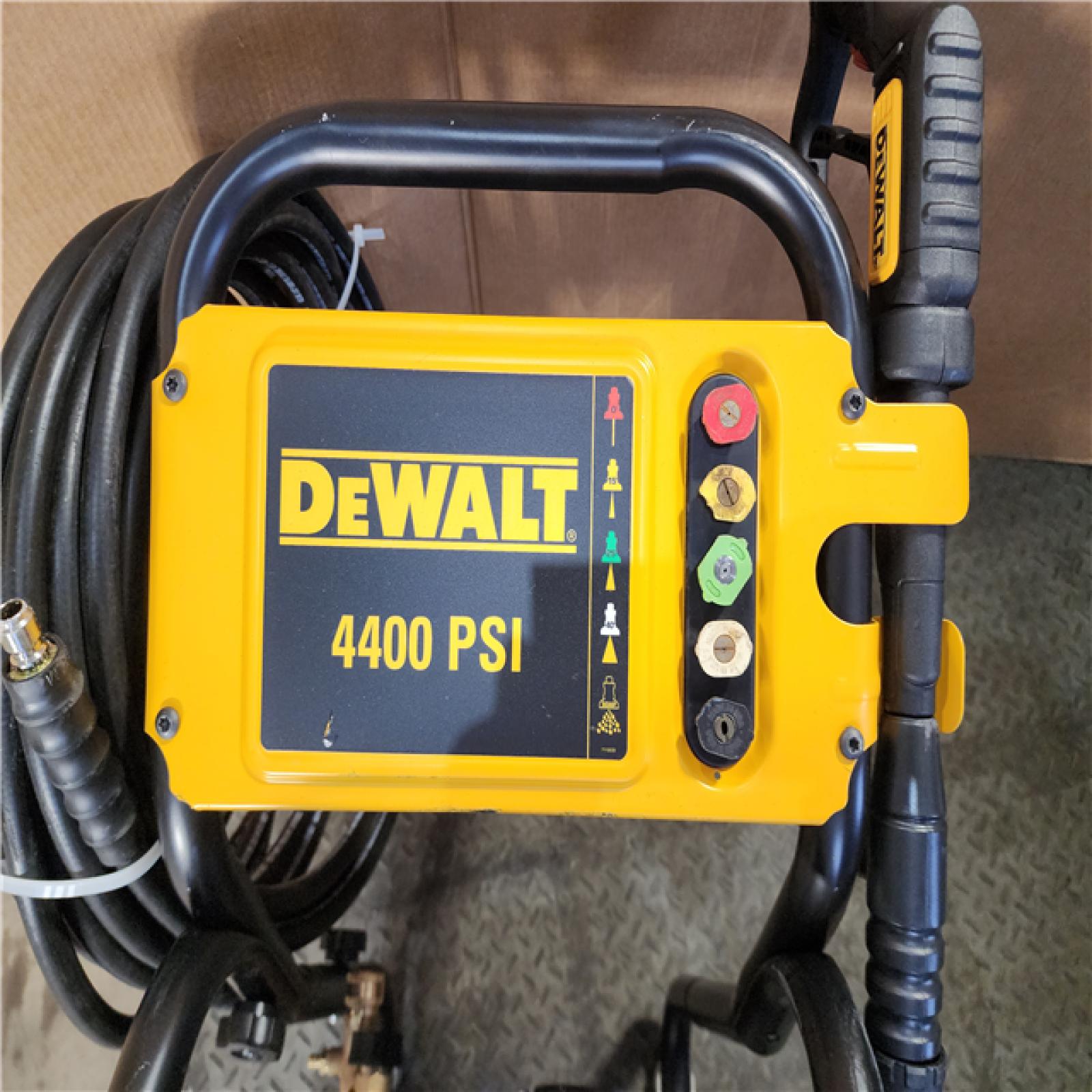 HOUSTON LOCATION - AS-IS DEWALT 4400 PSI 4.0 GPM Cold Water Gas Pressure Washer